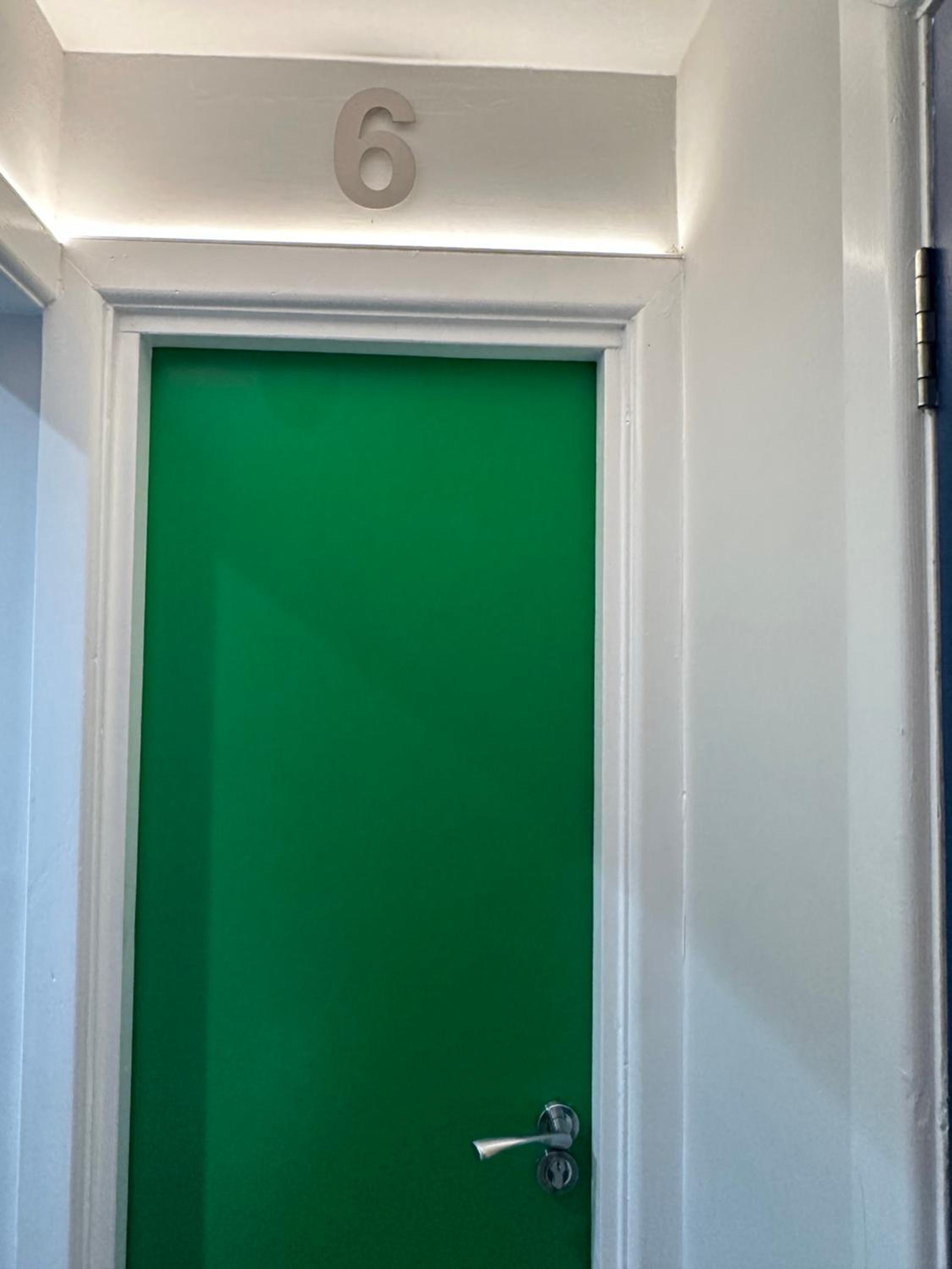 Small Double Room - Photo 2