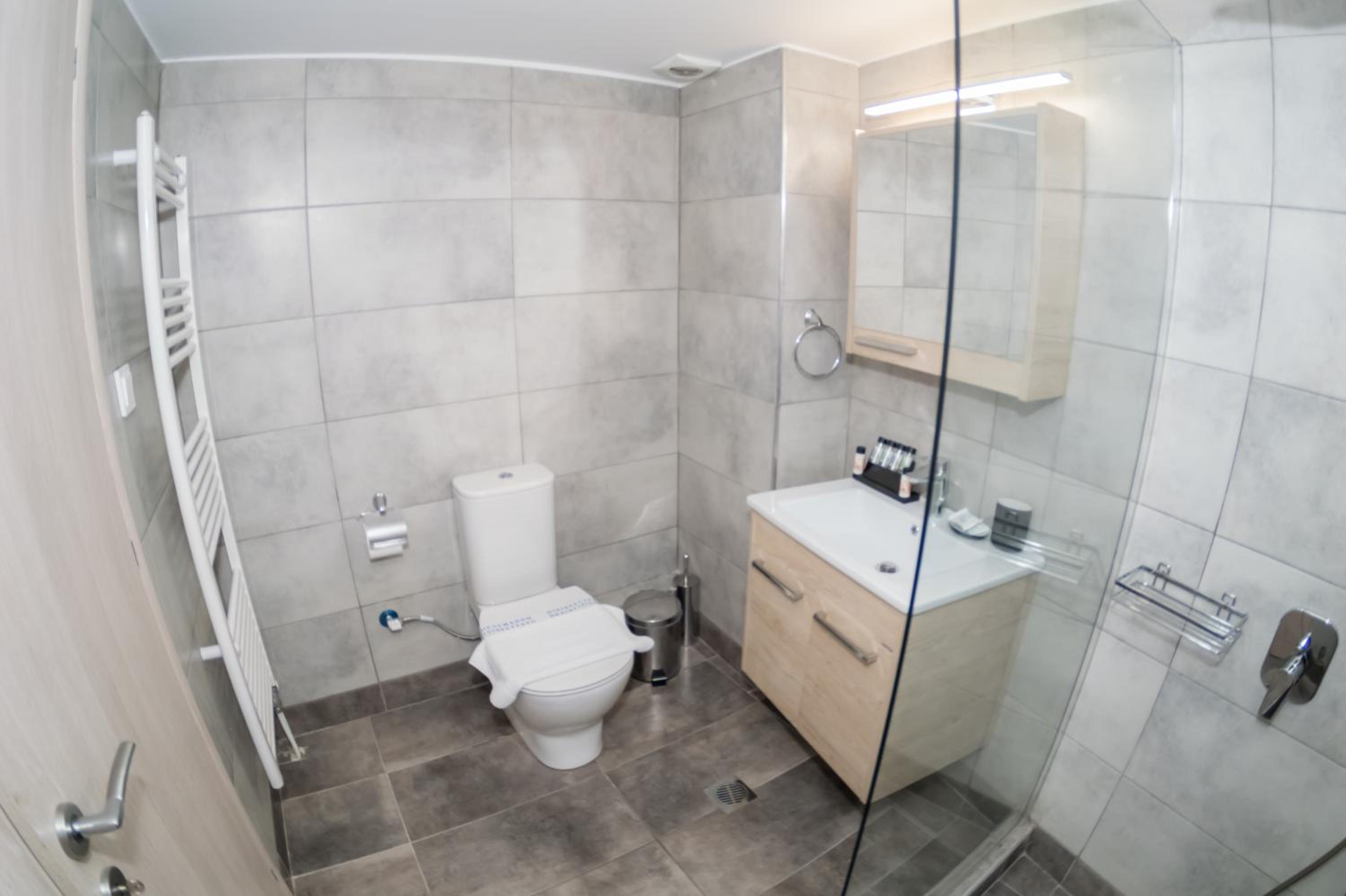 Superior Triple Room photo 3