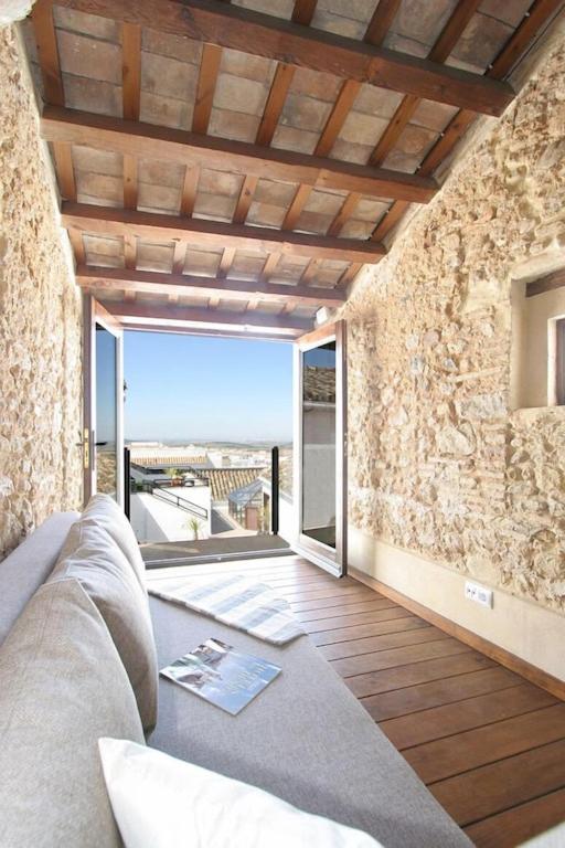 Three-Bedroom Apartment - Photo 3