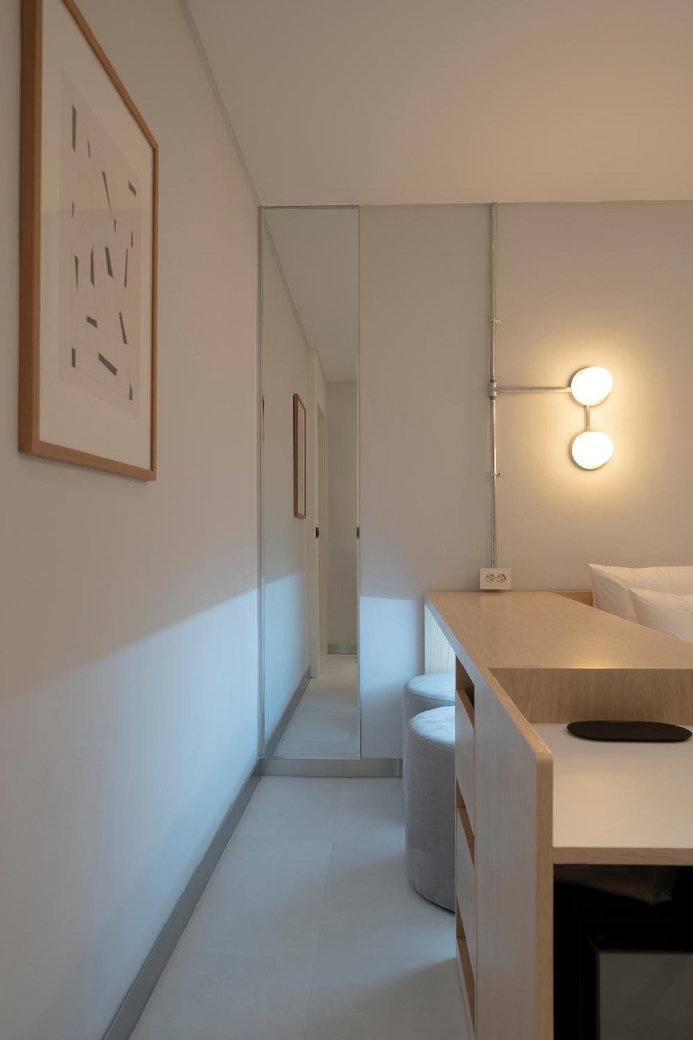 Standard Double Room - Photo 3