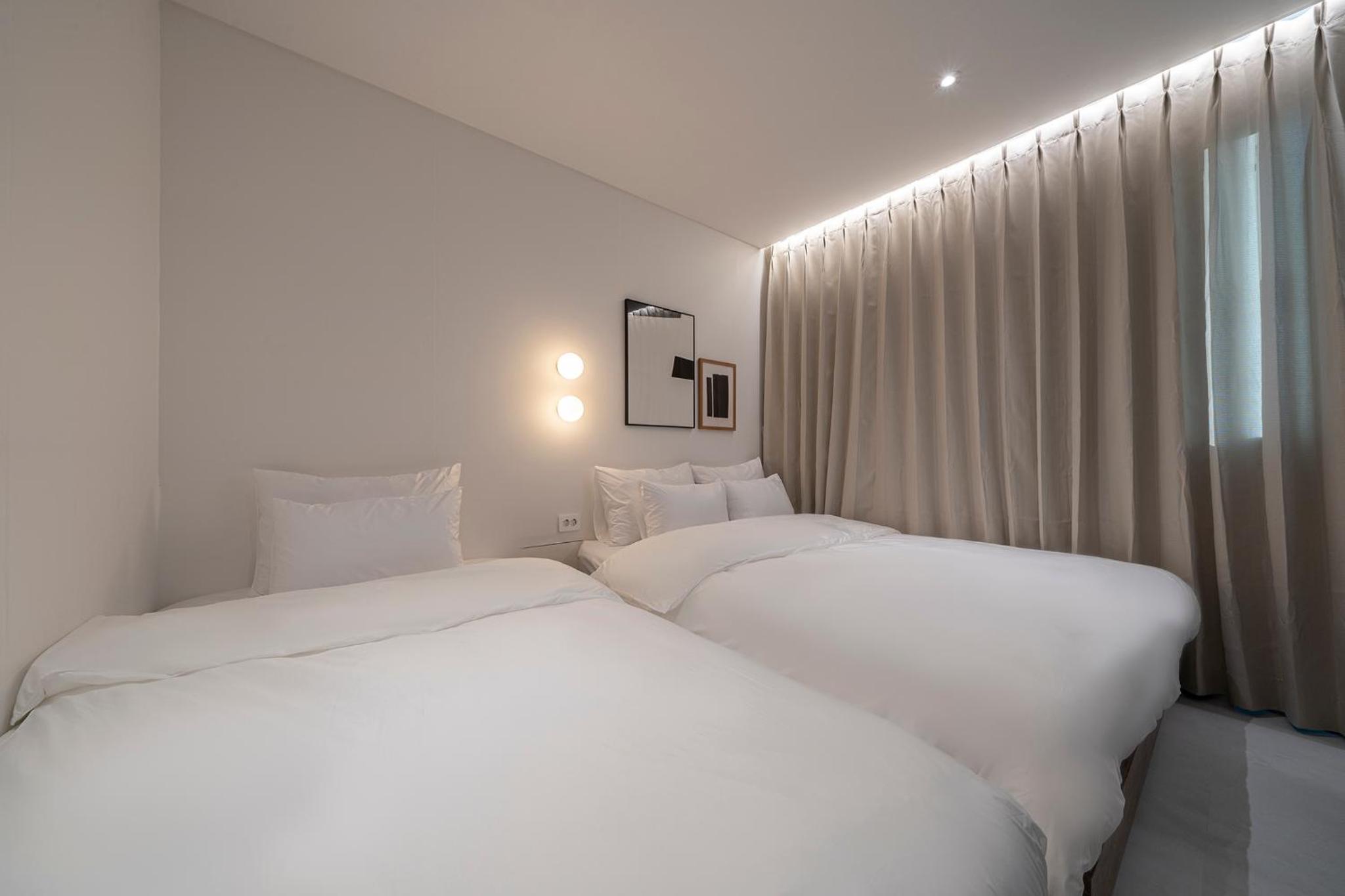 Deluxe Twin Room With Console Game