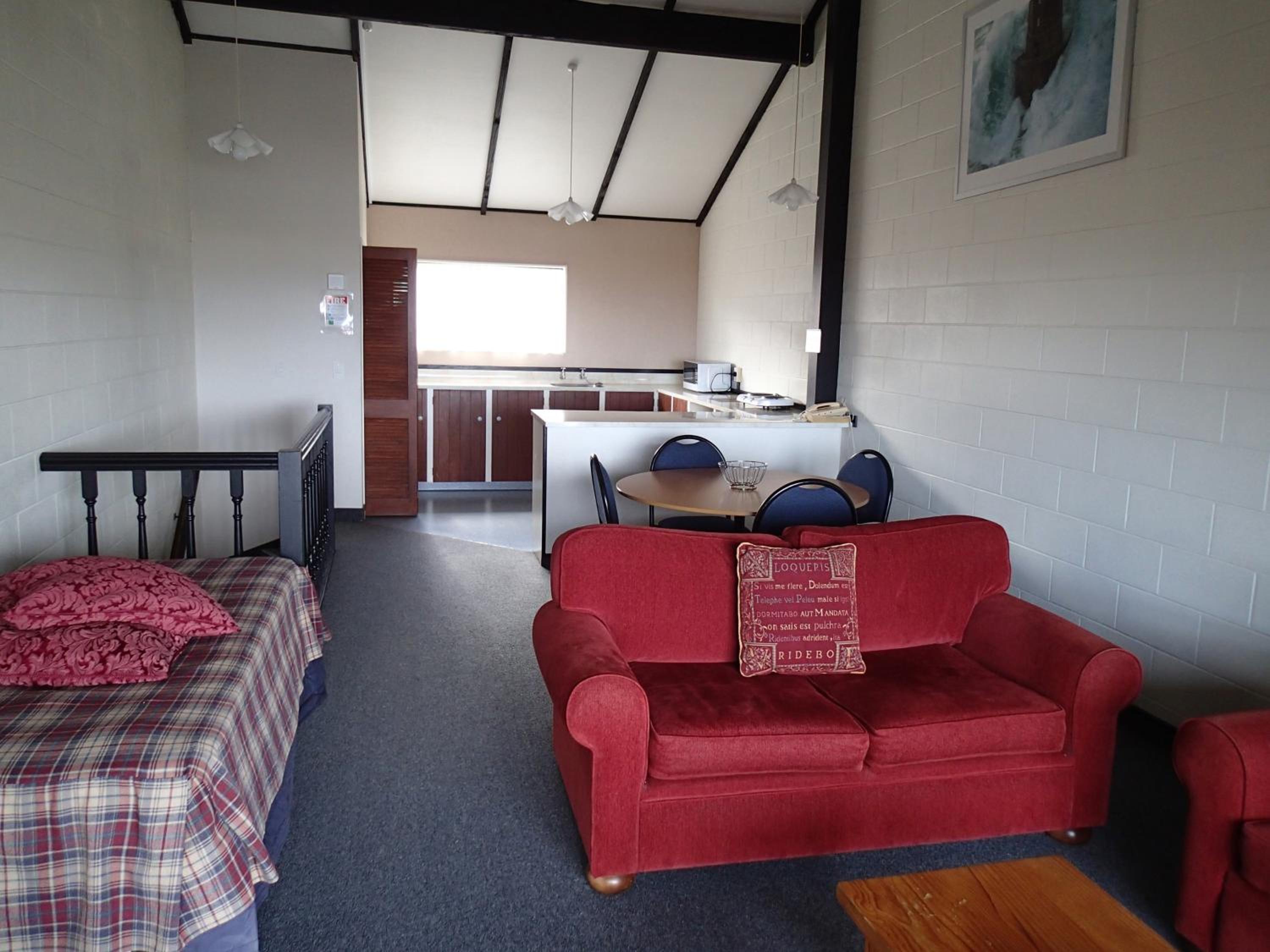 Two-Bedroom Apartment (5 Adults) photo 1