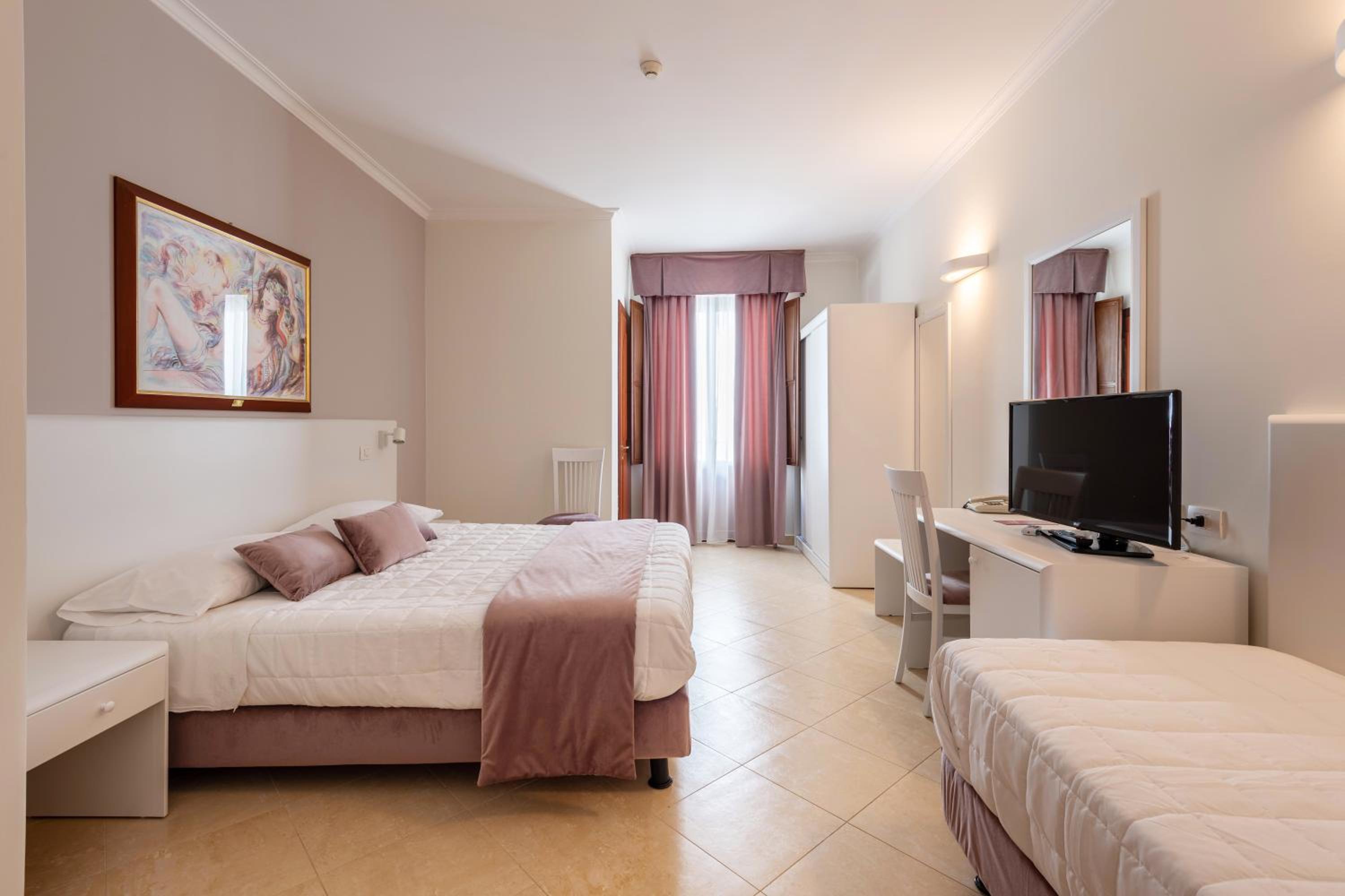 Triple Room - Photo 3