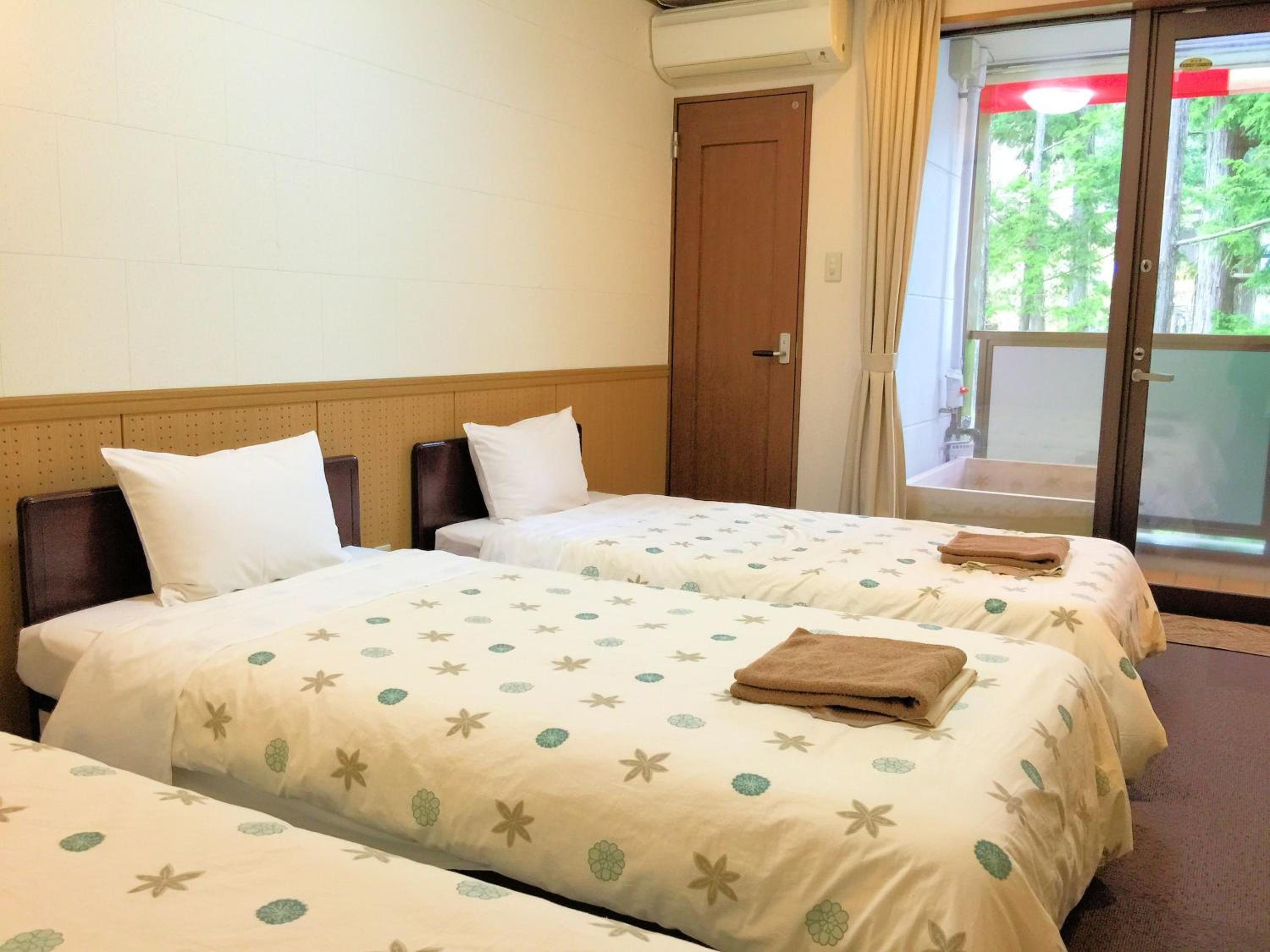Triple Room with 3 beds, Open-Air Bath - Non-Smoking photo 3