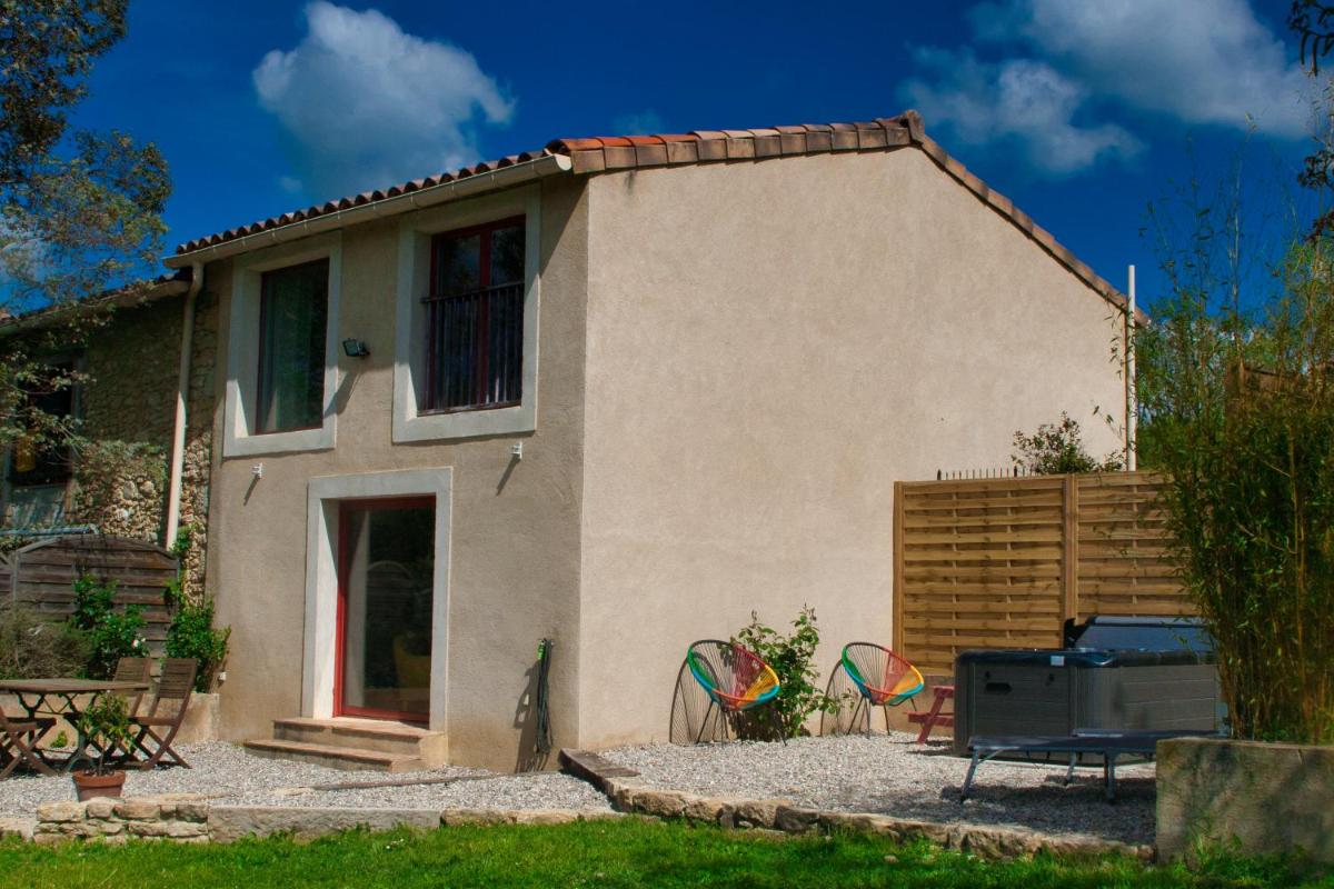 Villa with Garden View photo 2