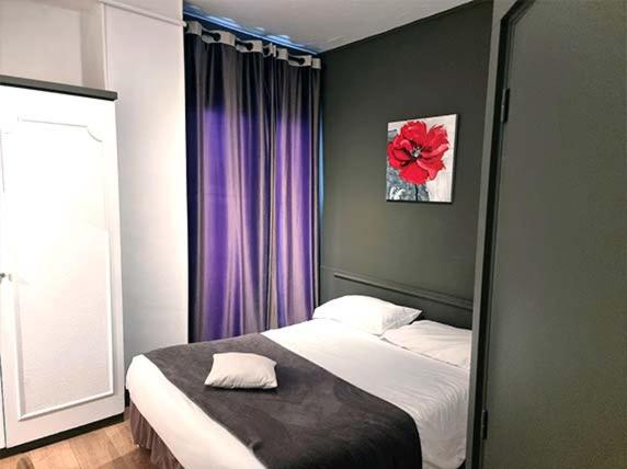 Double Room - Mountain Side photo 1
