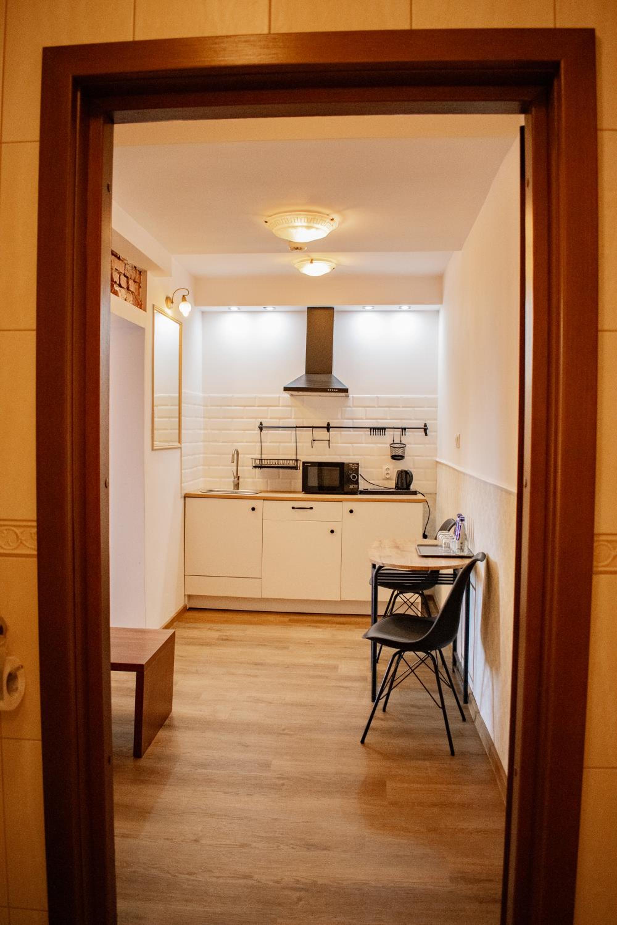 Standard Family Room - Photo 13