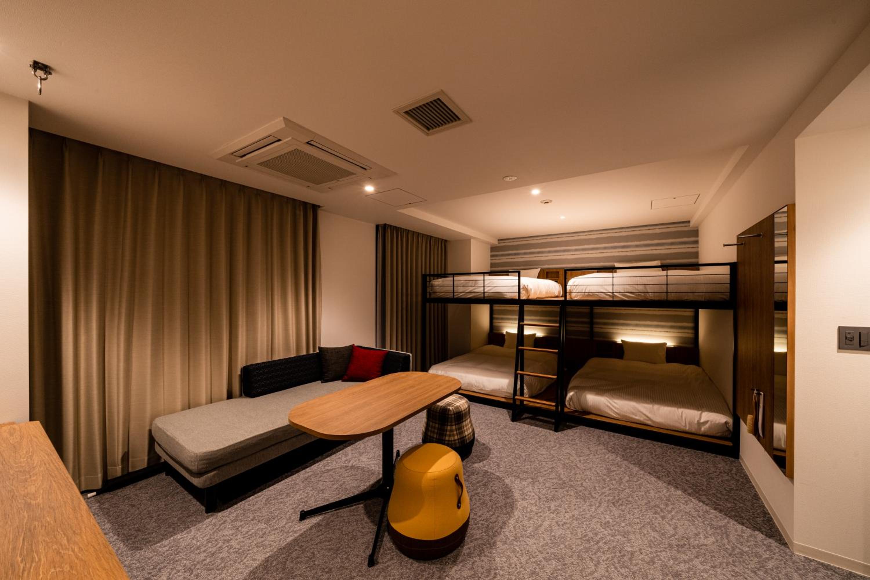 Executive Twin with Bunk bed - Non-smoking