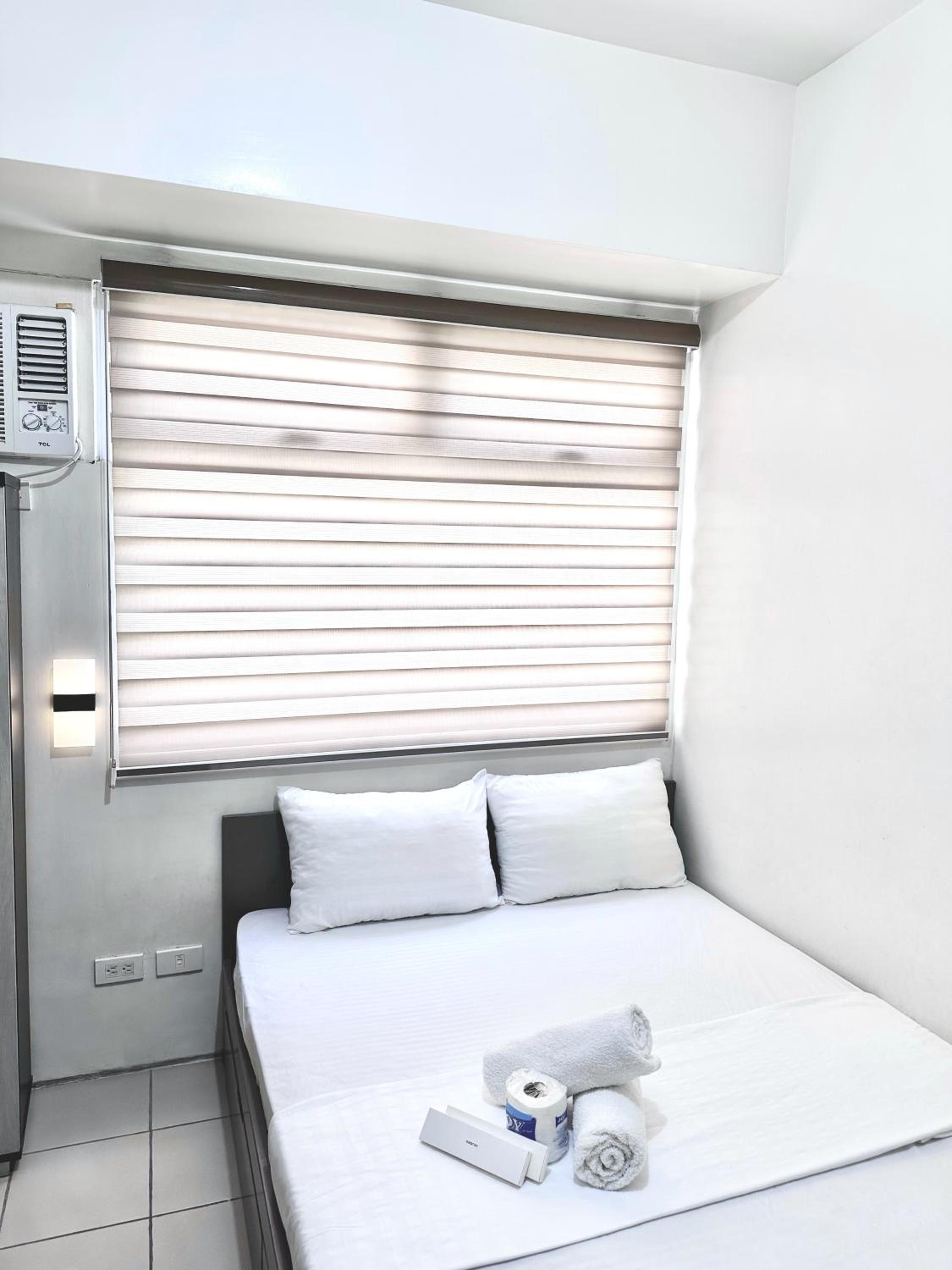 One-Bedroom Apartment - Photo 7