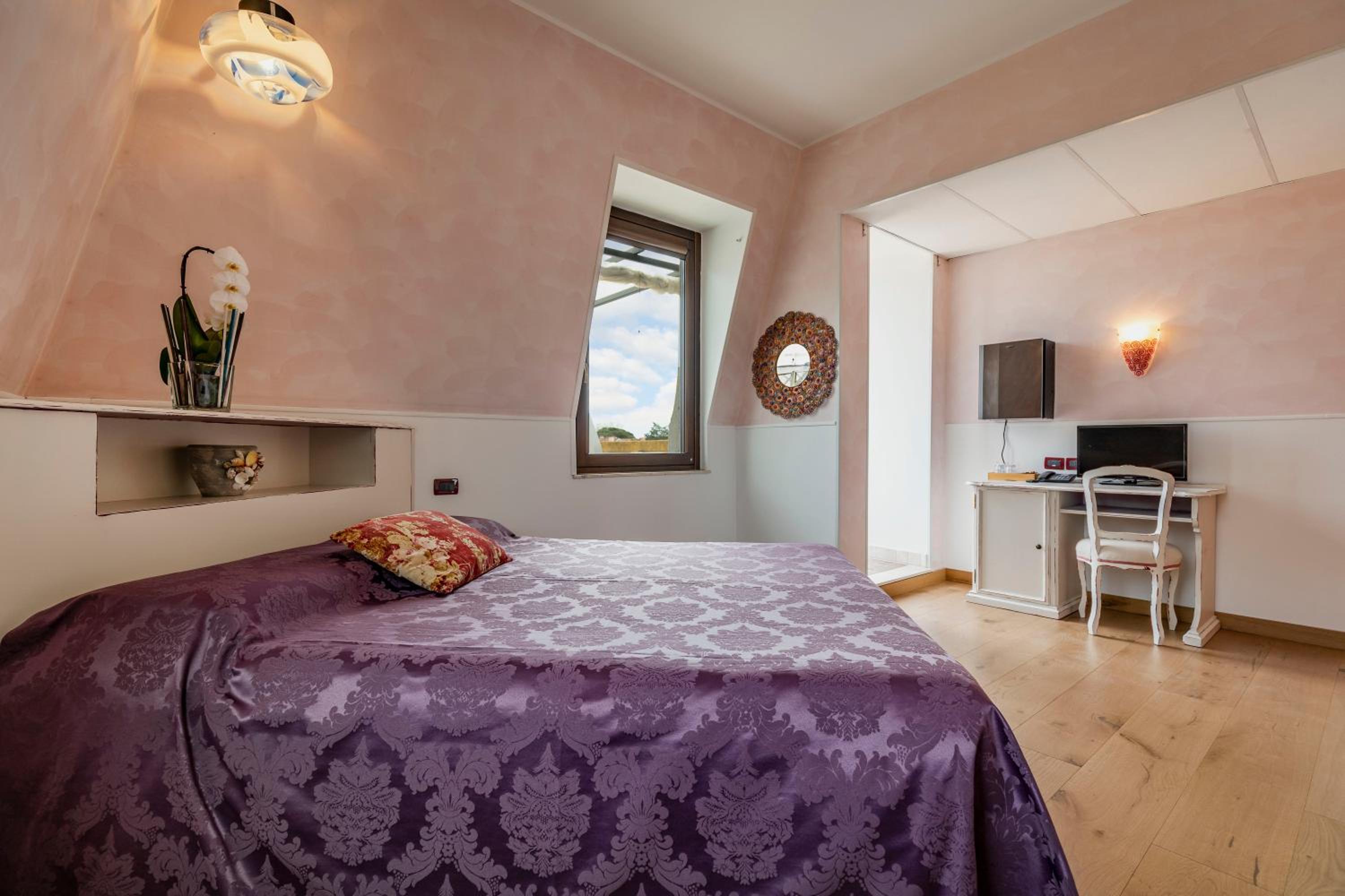 Superior Double Room with Terrace - Photo 1