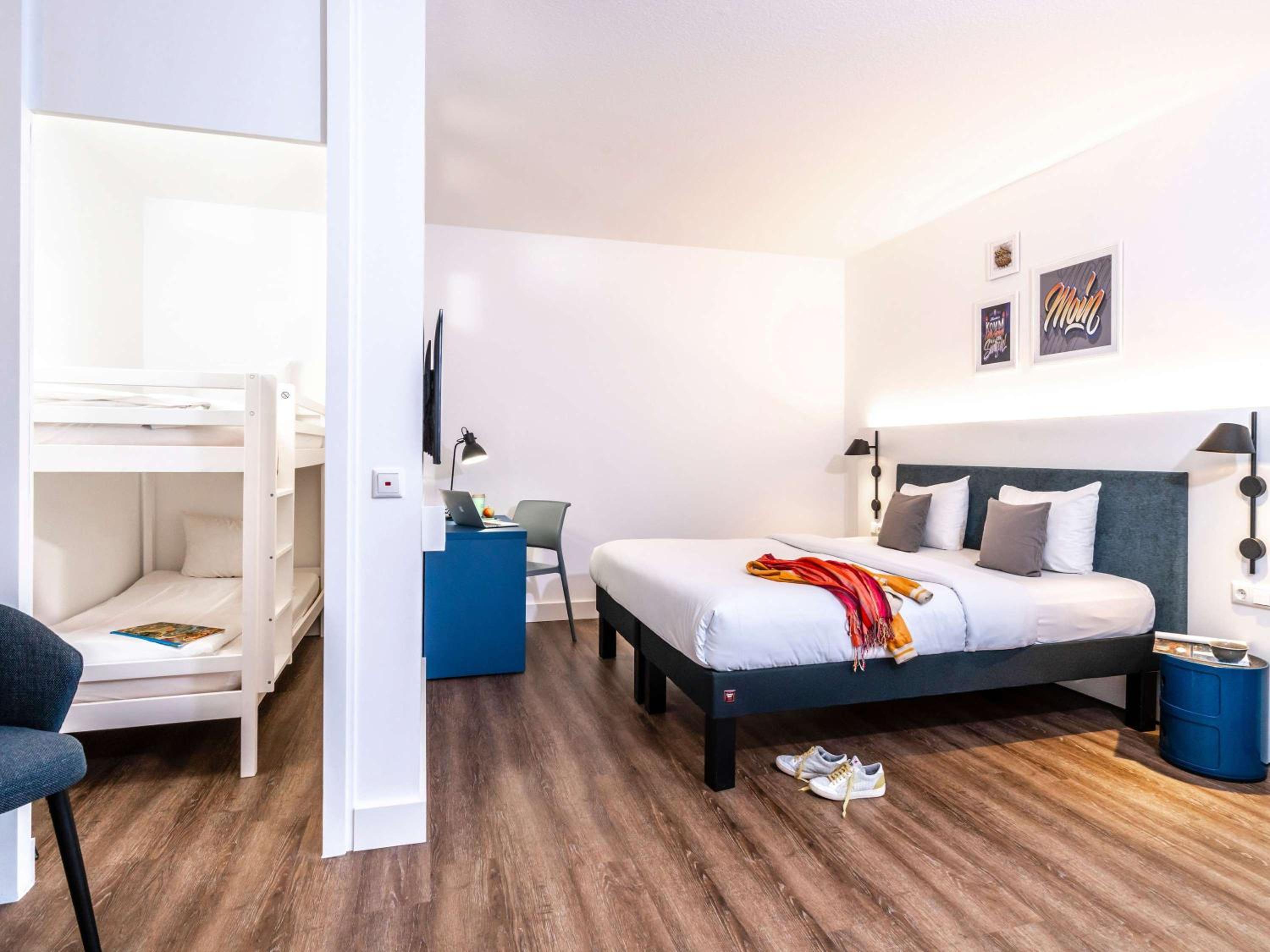 Standard Twin Room - Photo 8