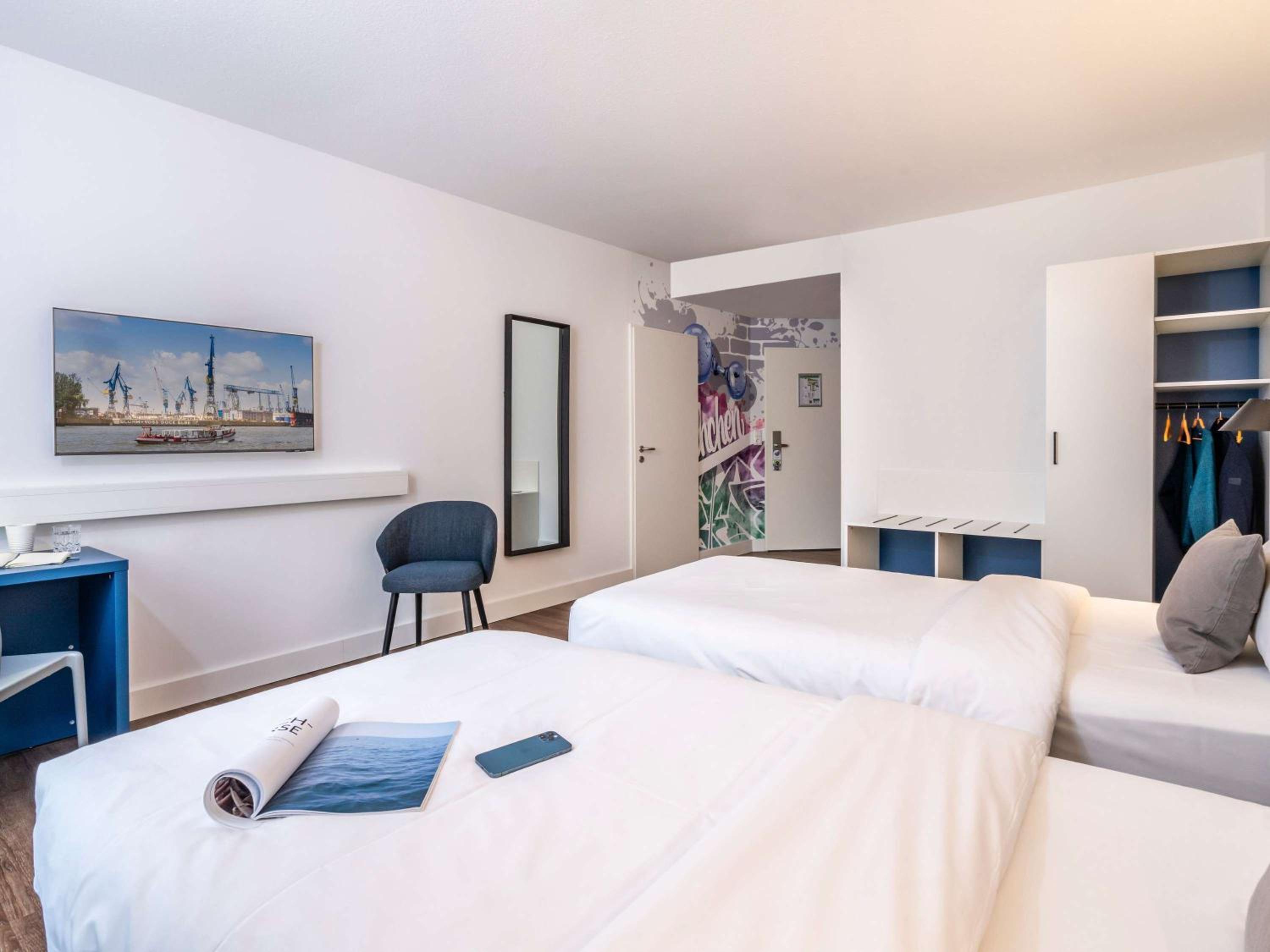 Standard Twin Room - Photo 12