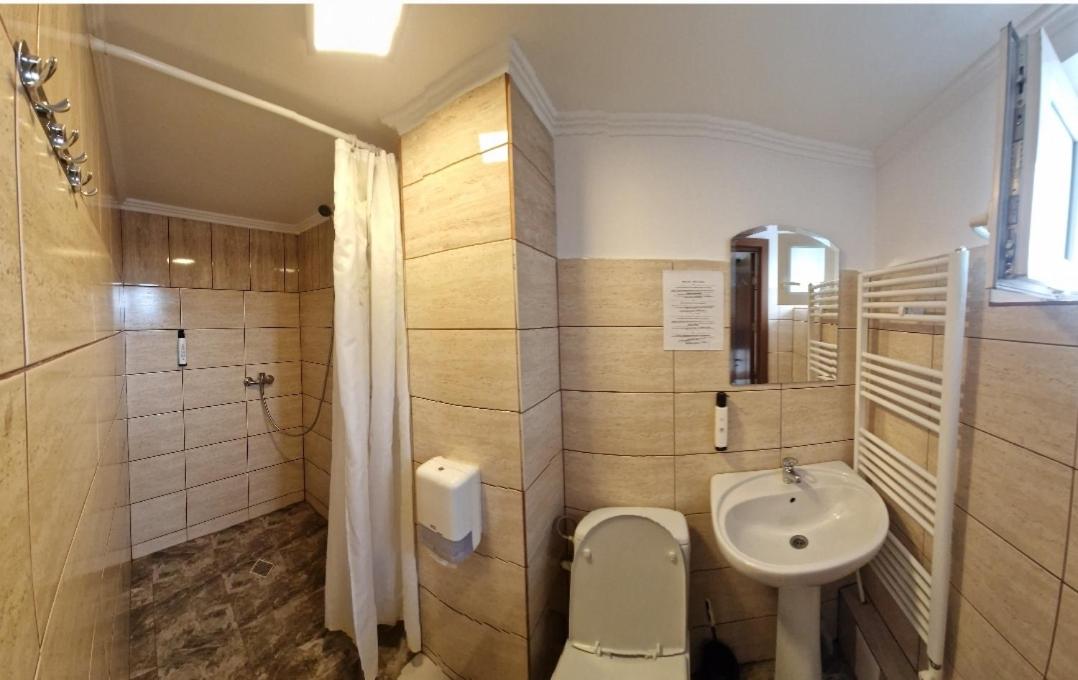 Double Room - Photo 4