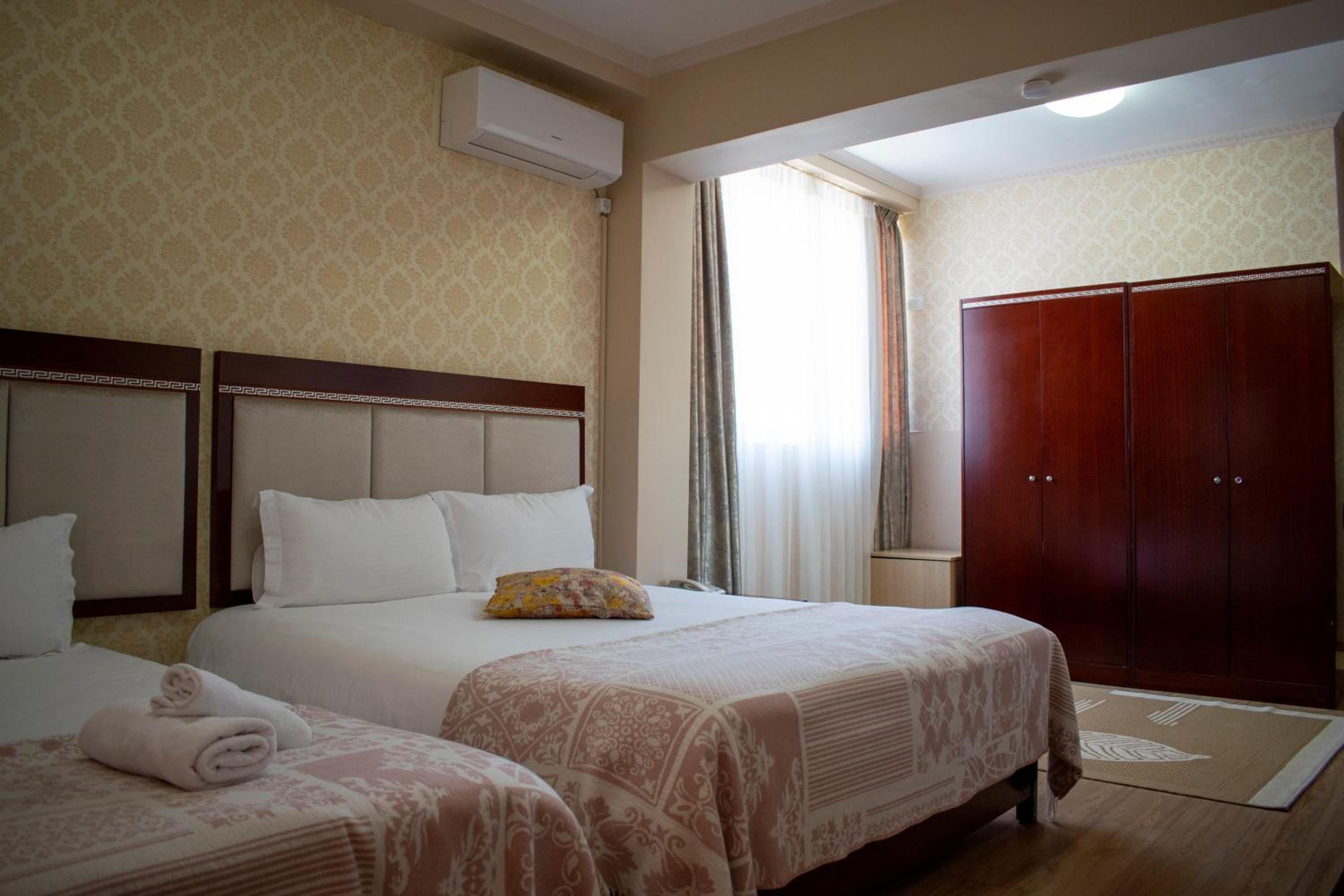 Standard Triple Room photo 3