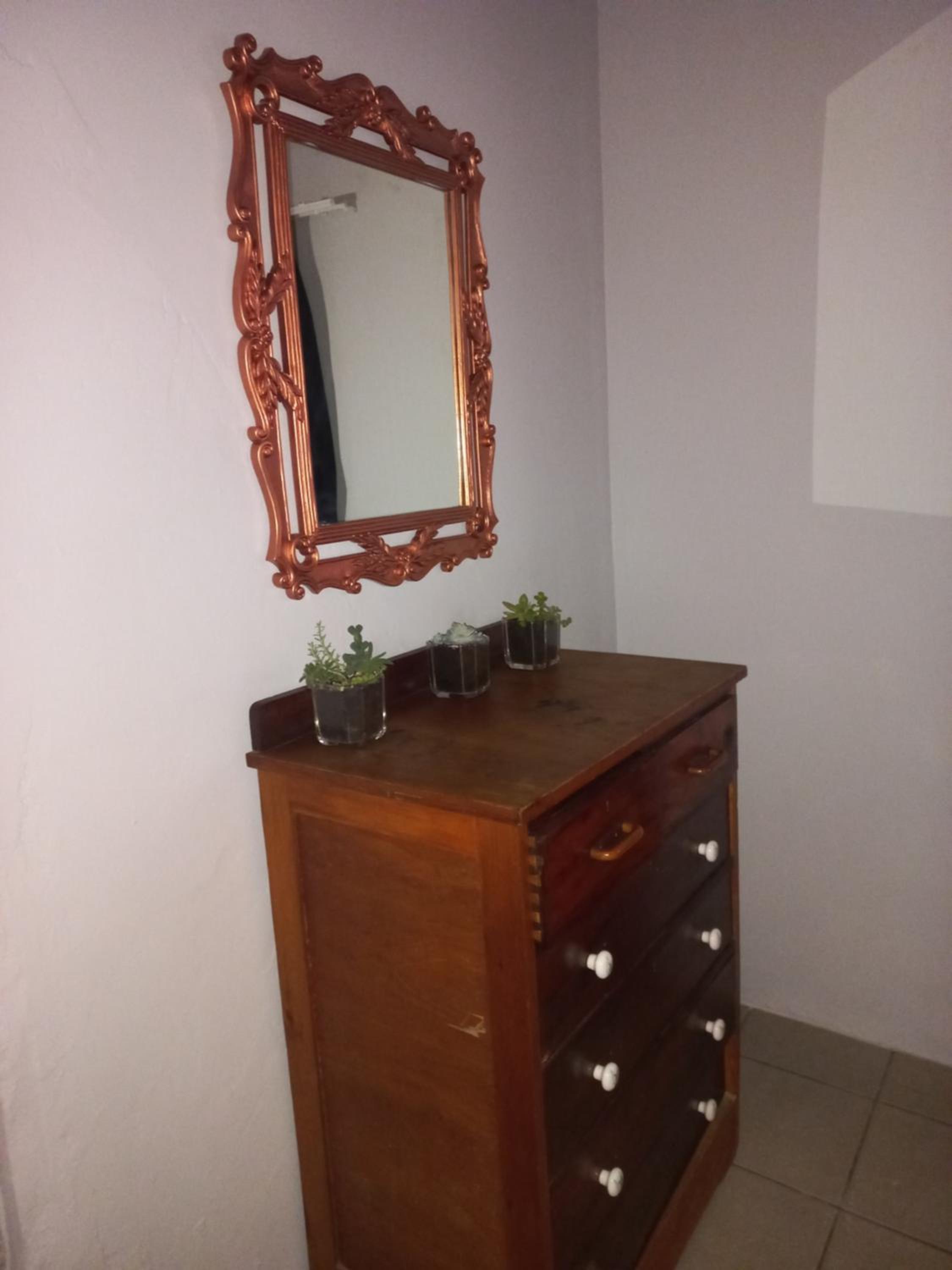 Double Room With Shared Bathroom photo 2