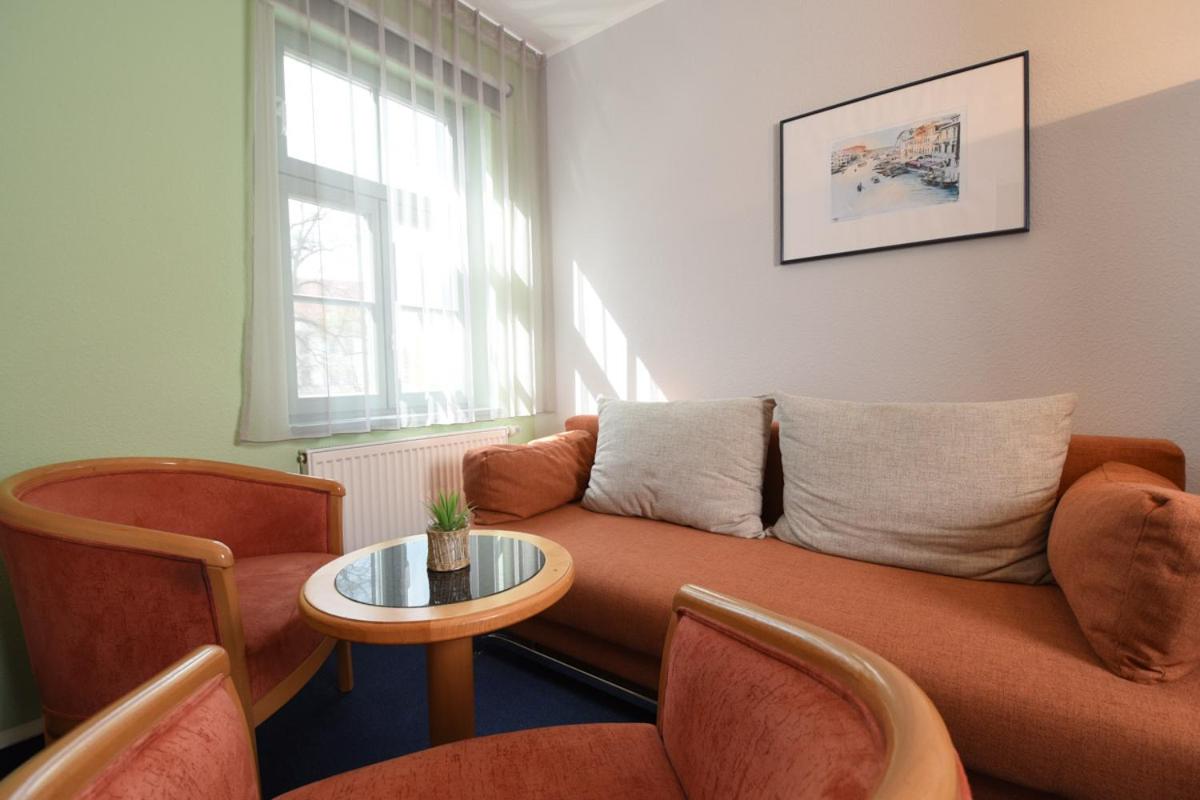 Apartment photo 3