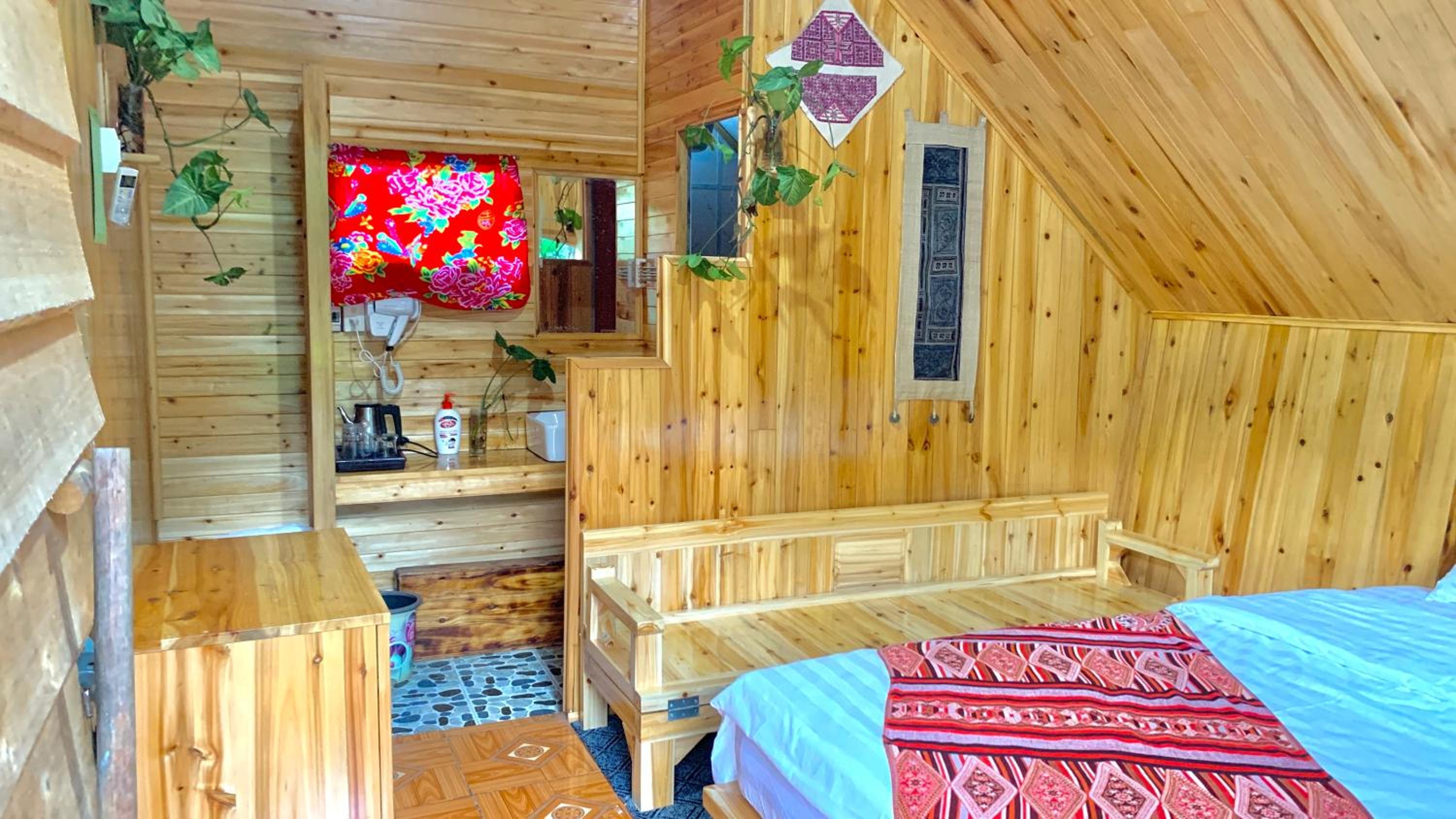 One-Bedroom Bungalow photo 3