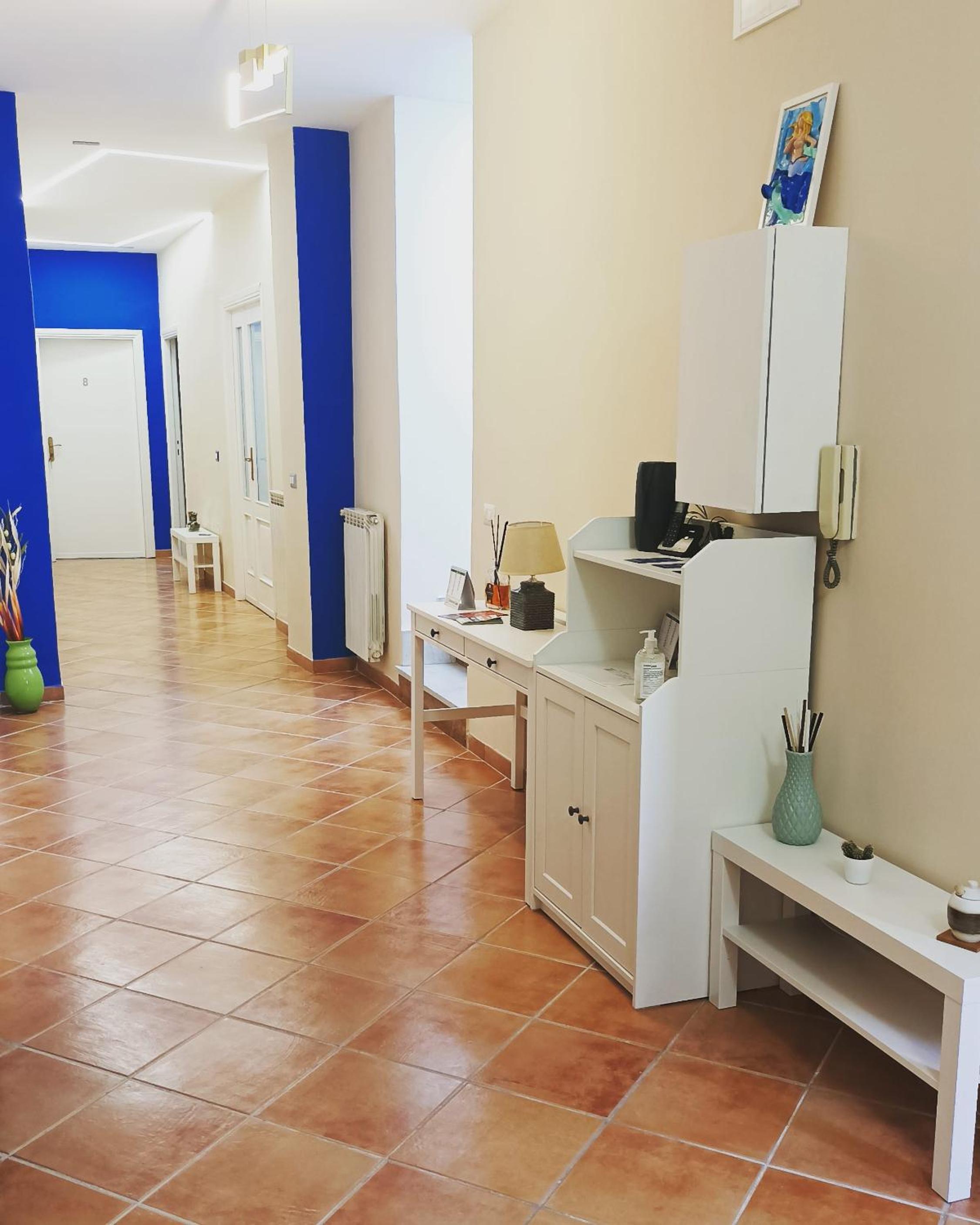 Triple Room - Photo 45