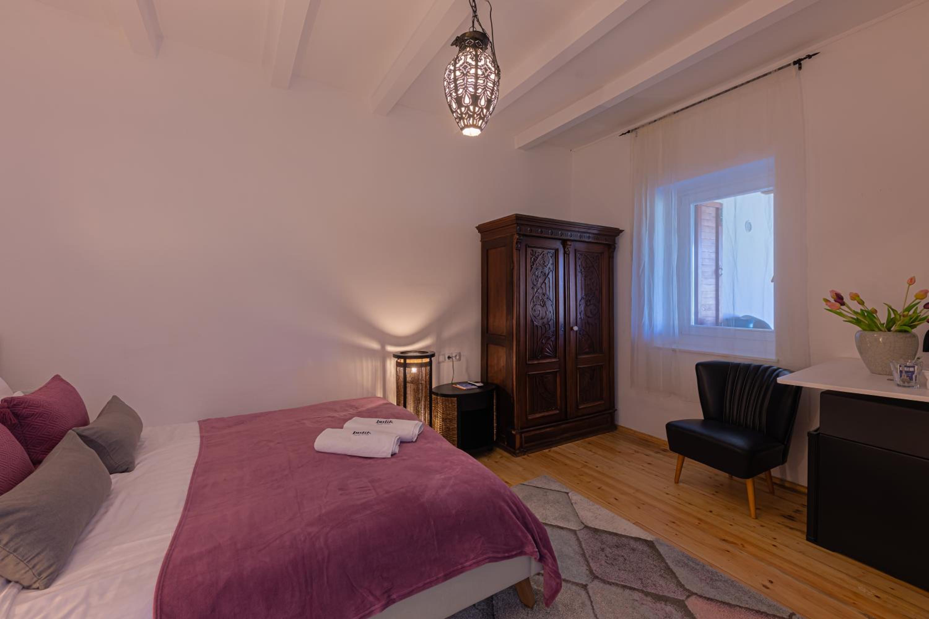 Superior Queen Room photo 2