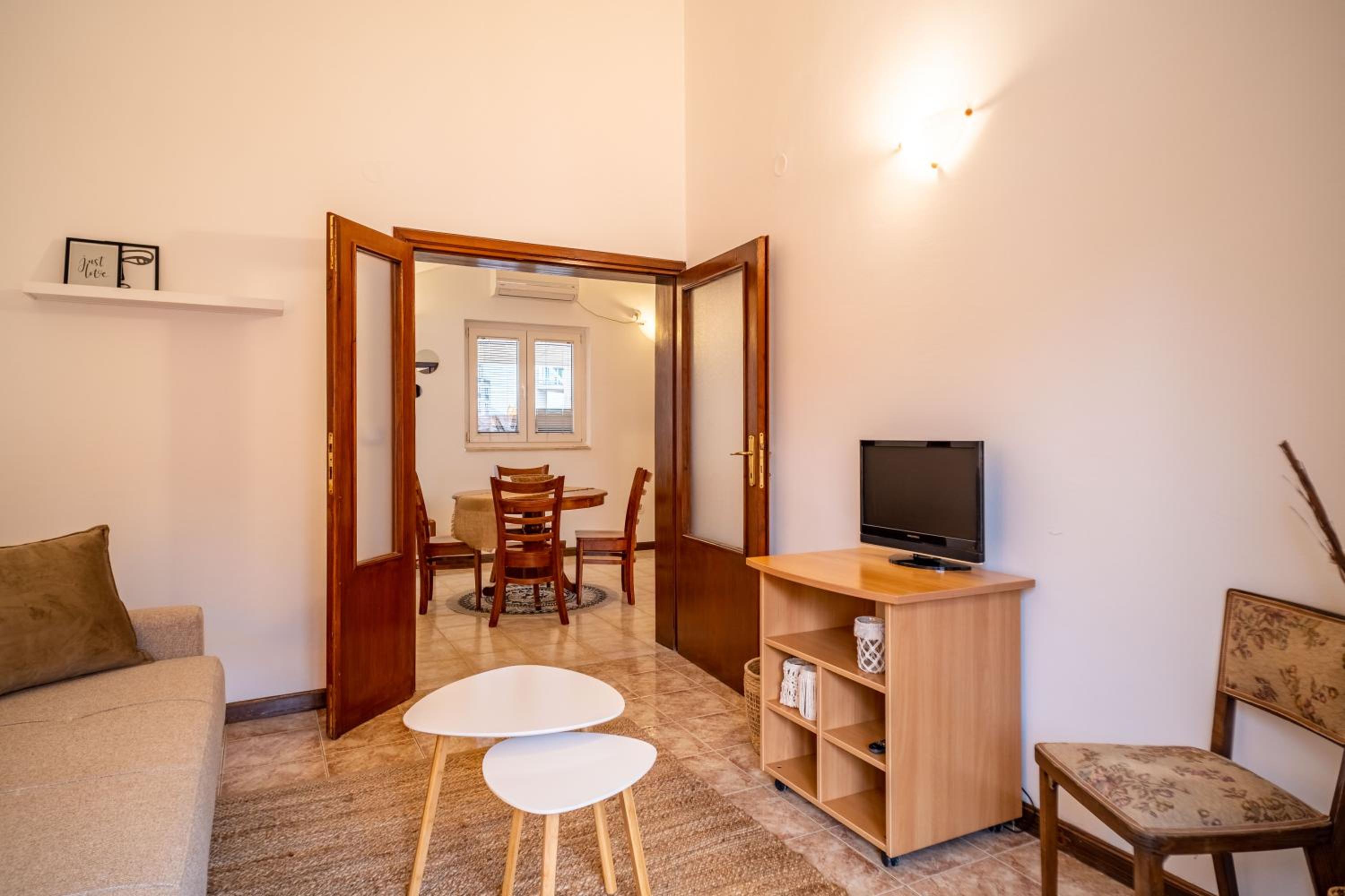 Standard Apartment photo 3