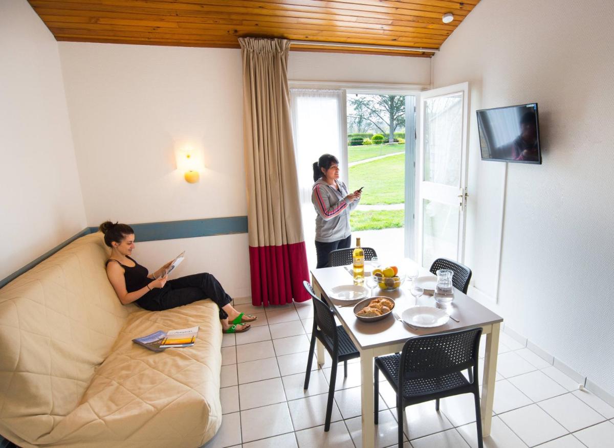 Apartment with Terrace (7 People) photo 2