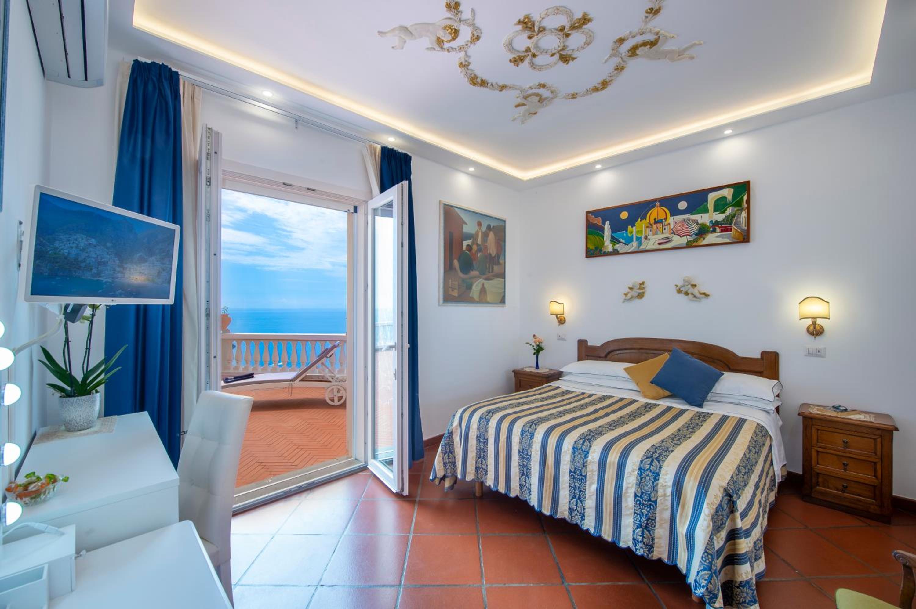 Suite with Sea View