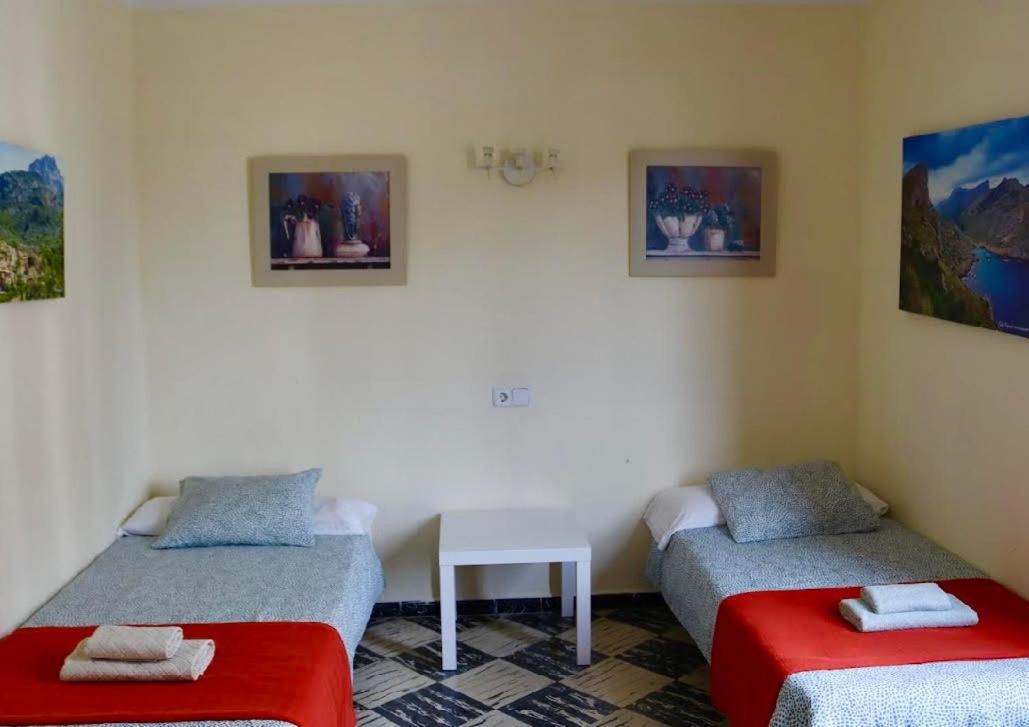 Twin Room with Balcony photo 3