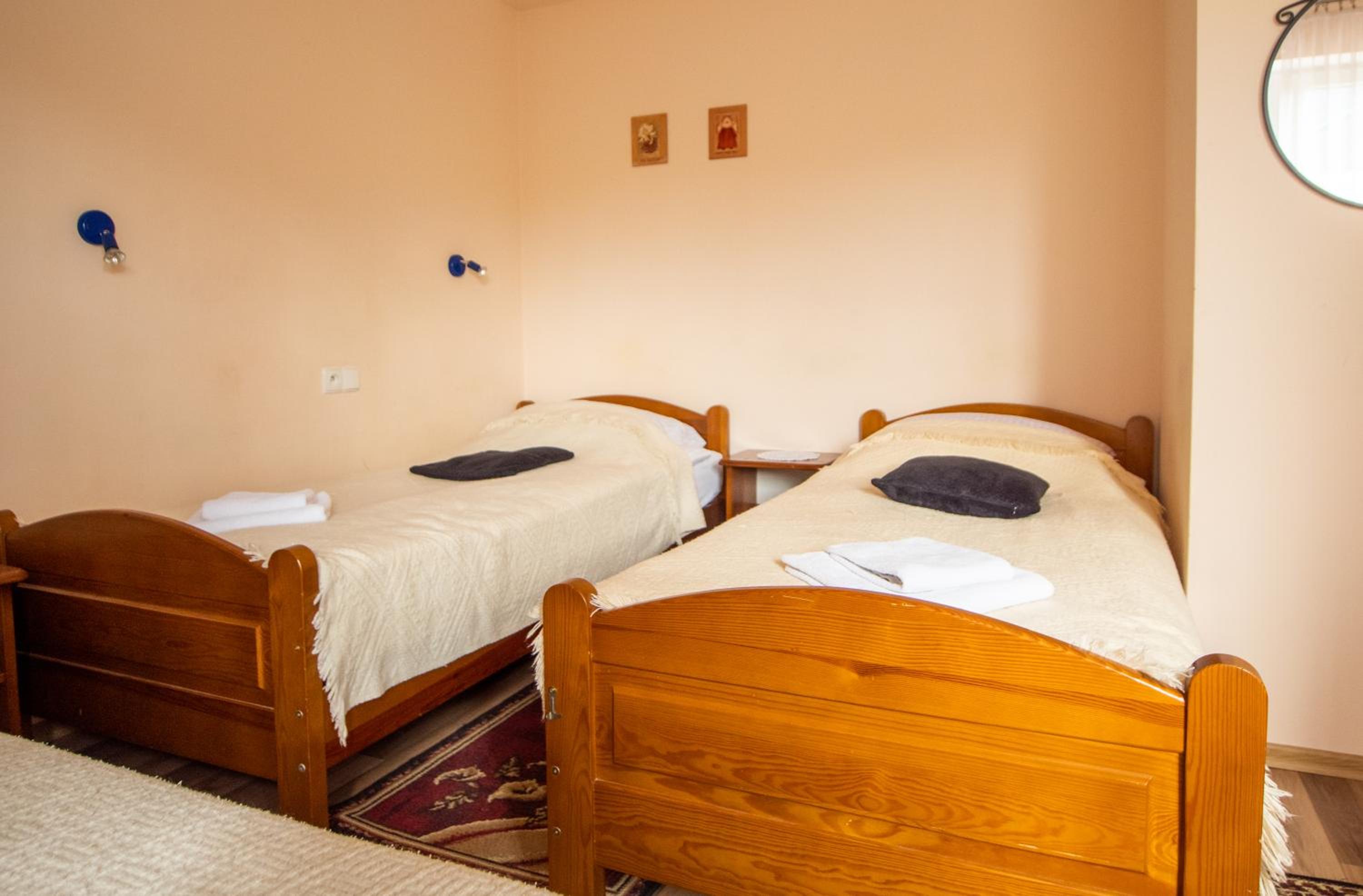 Double or Twin Room - Photo 2