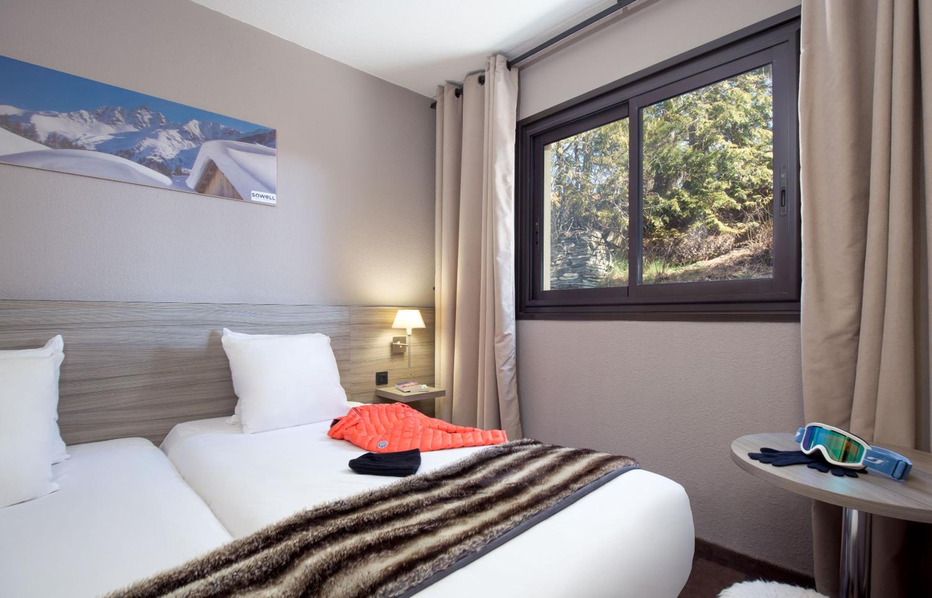 Twin Room - Photo 10