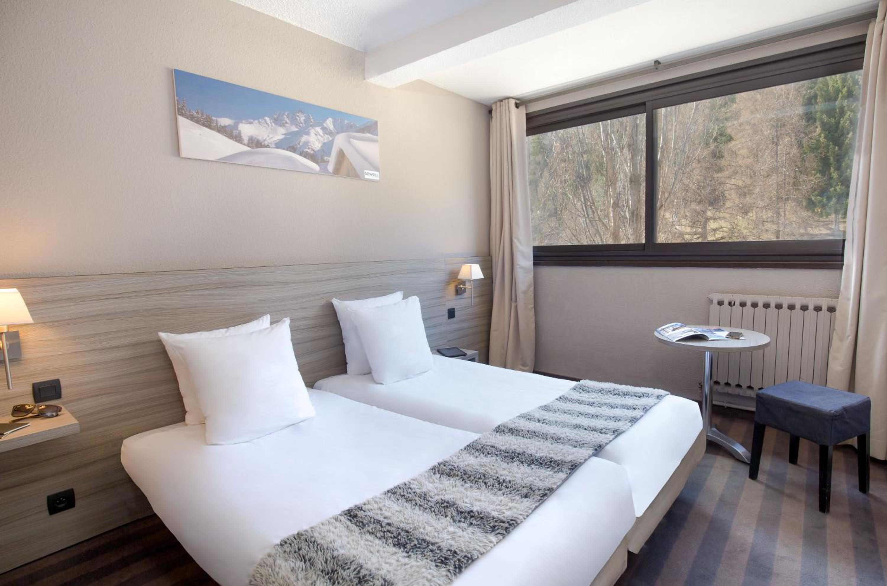 Twin Room - Photo 9