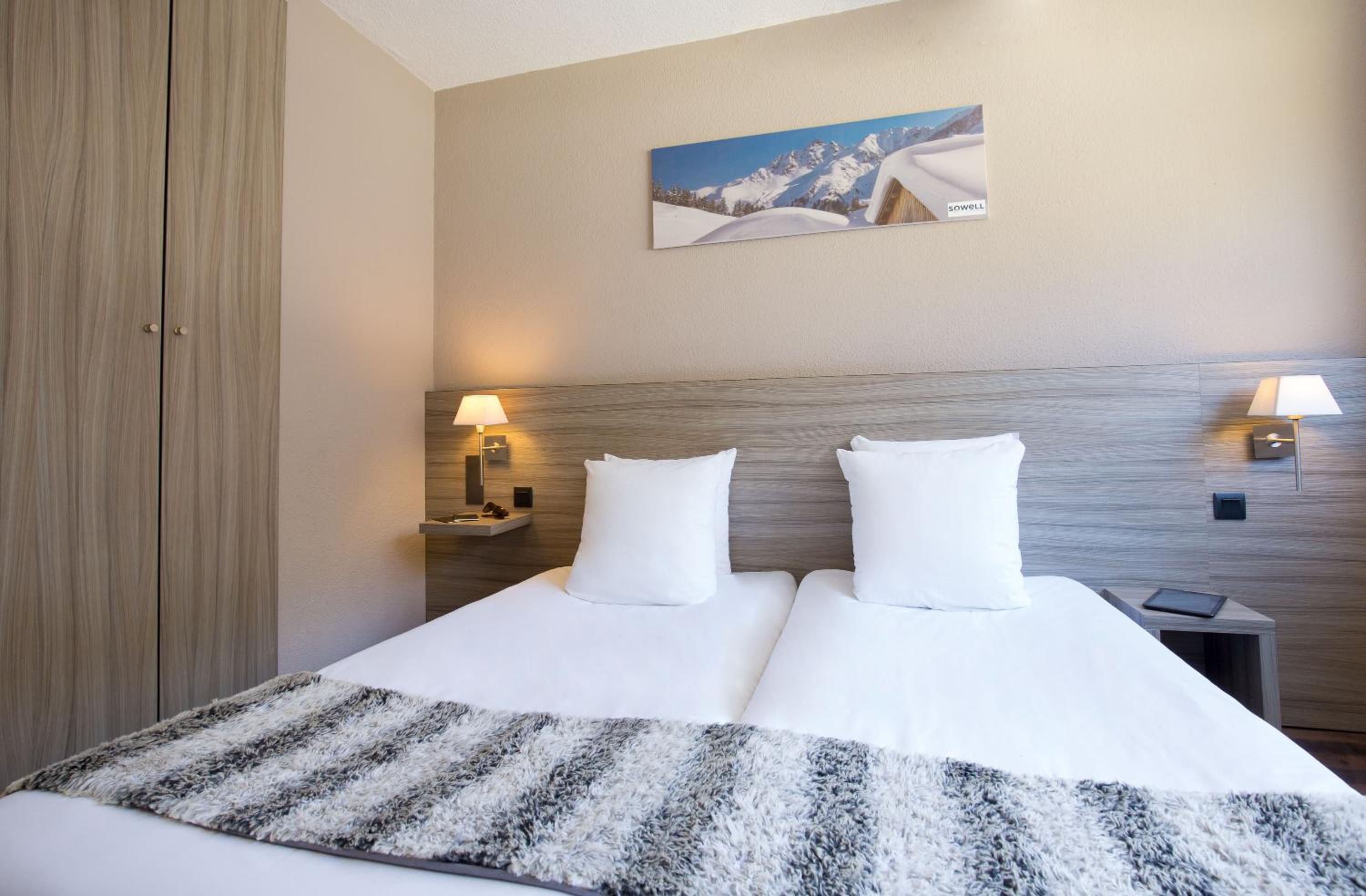 Twin Room - Photo 8