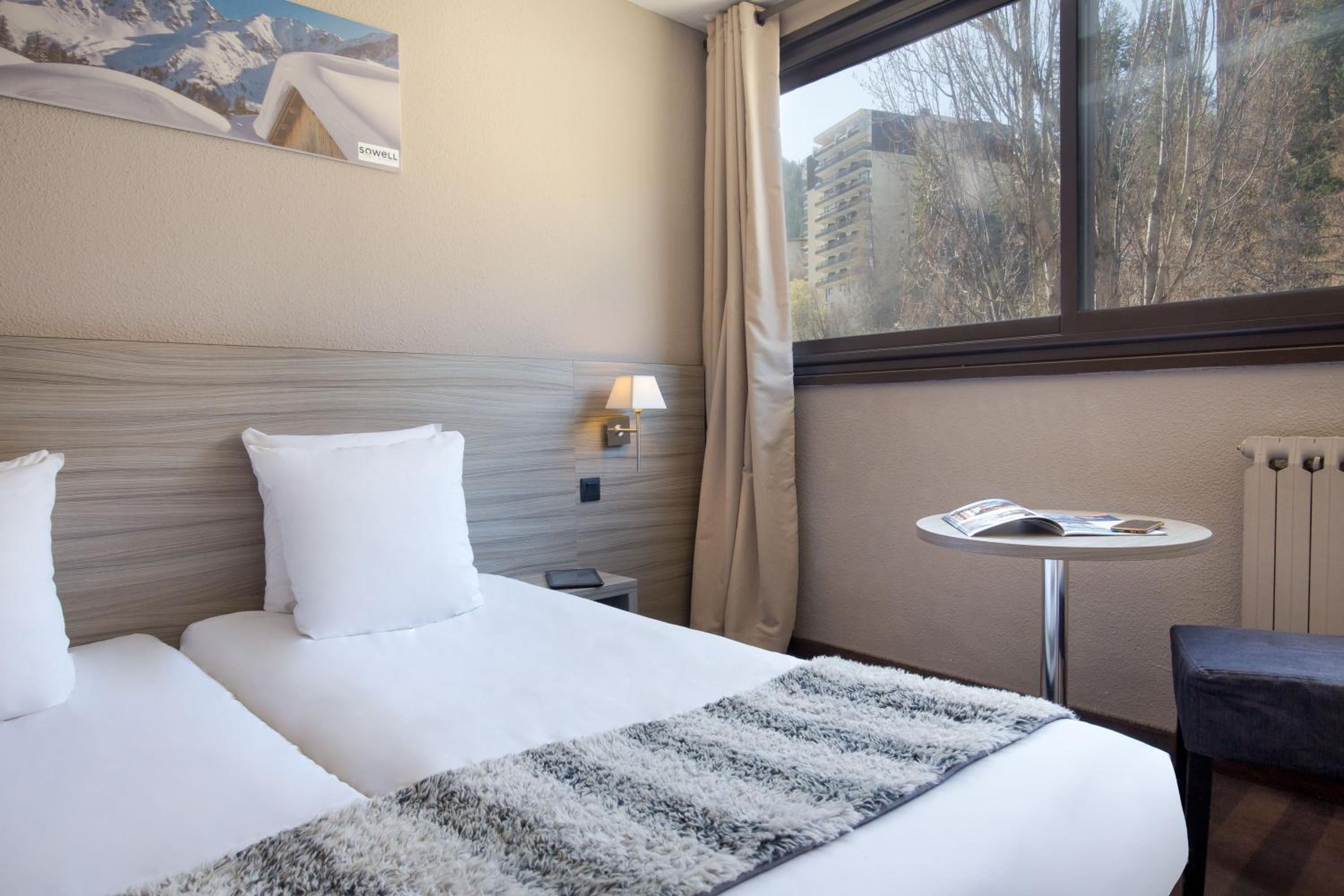 Twin Room - Photo 7