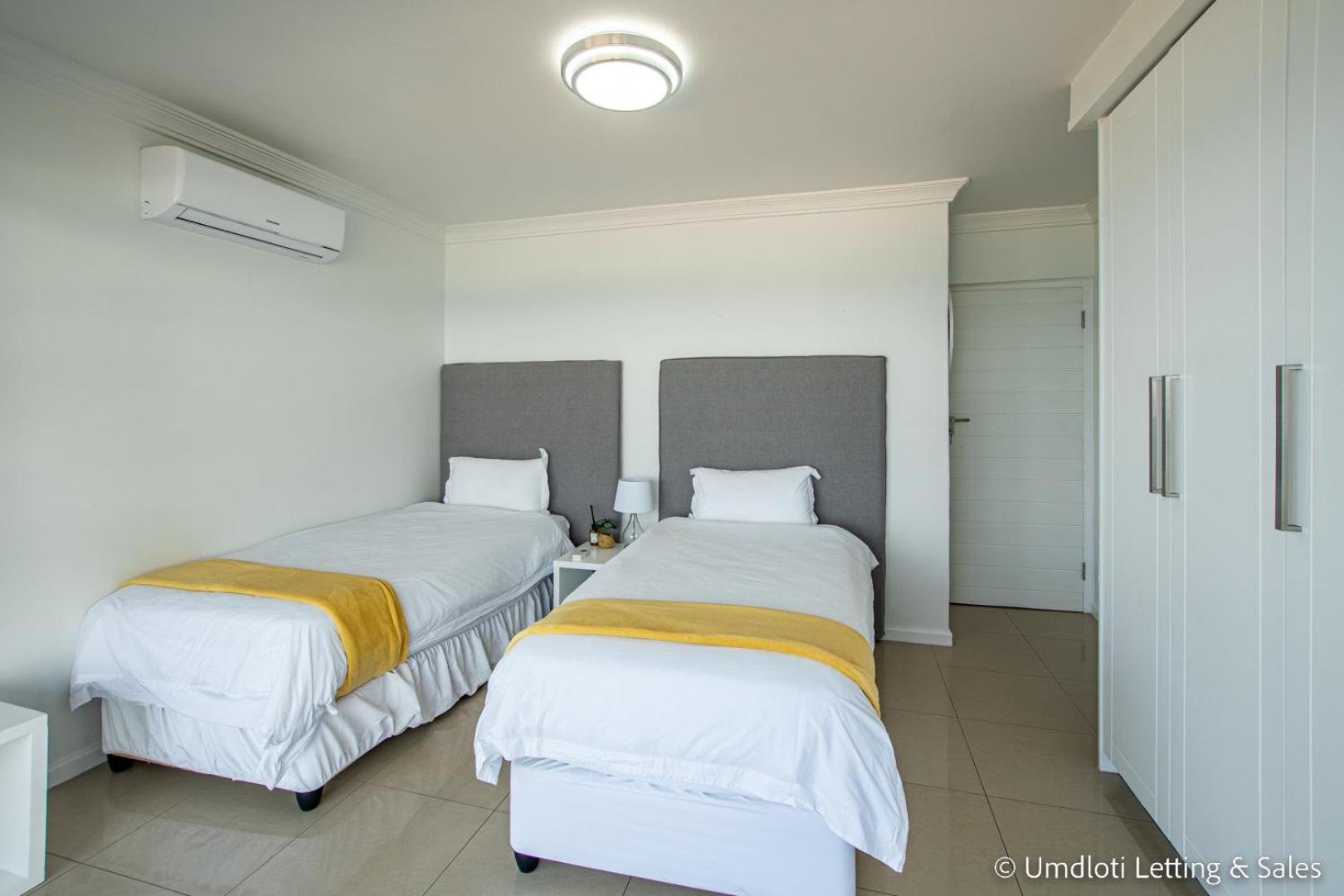 Three-Bedroom Apartment photo 2
