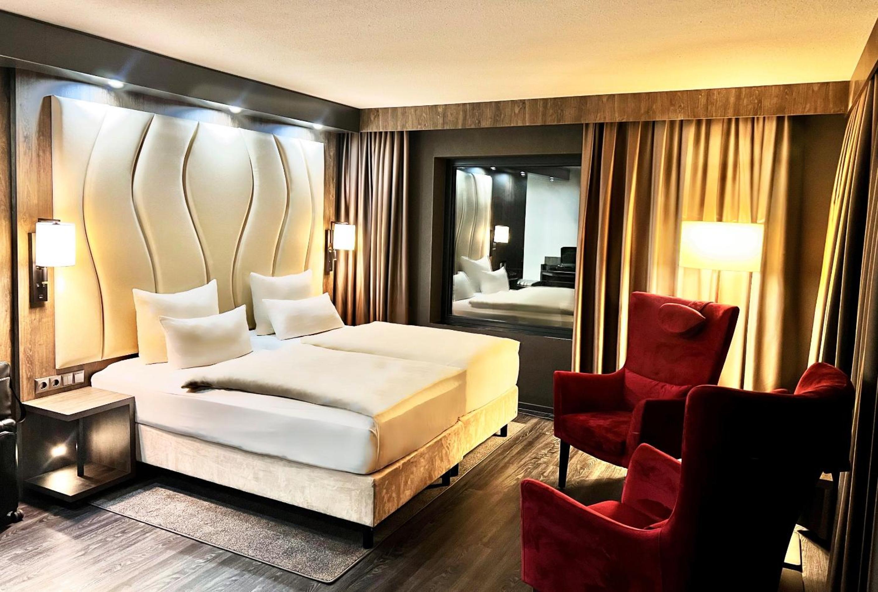 Premium Comfort Room with Forest View