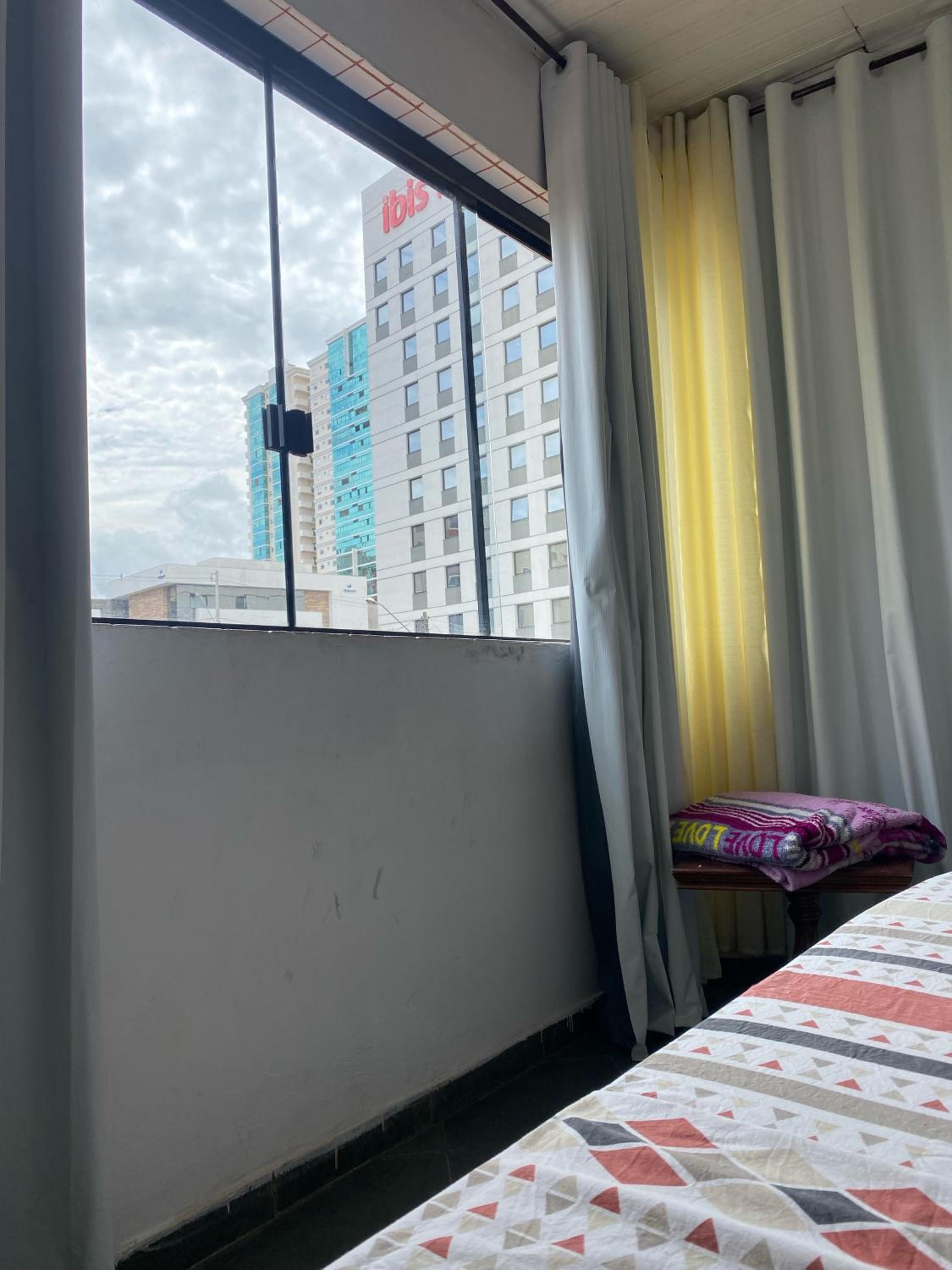 Apartment photo 2