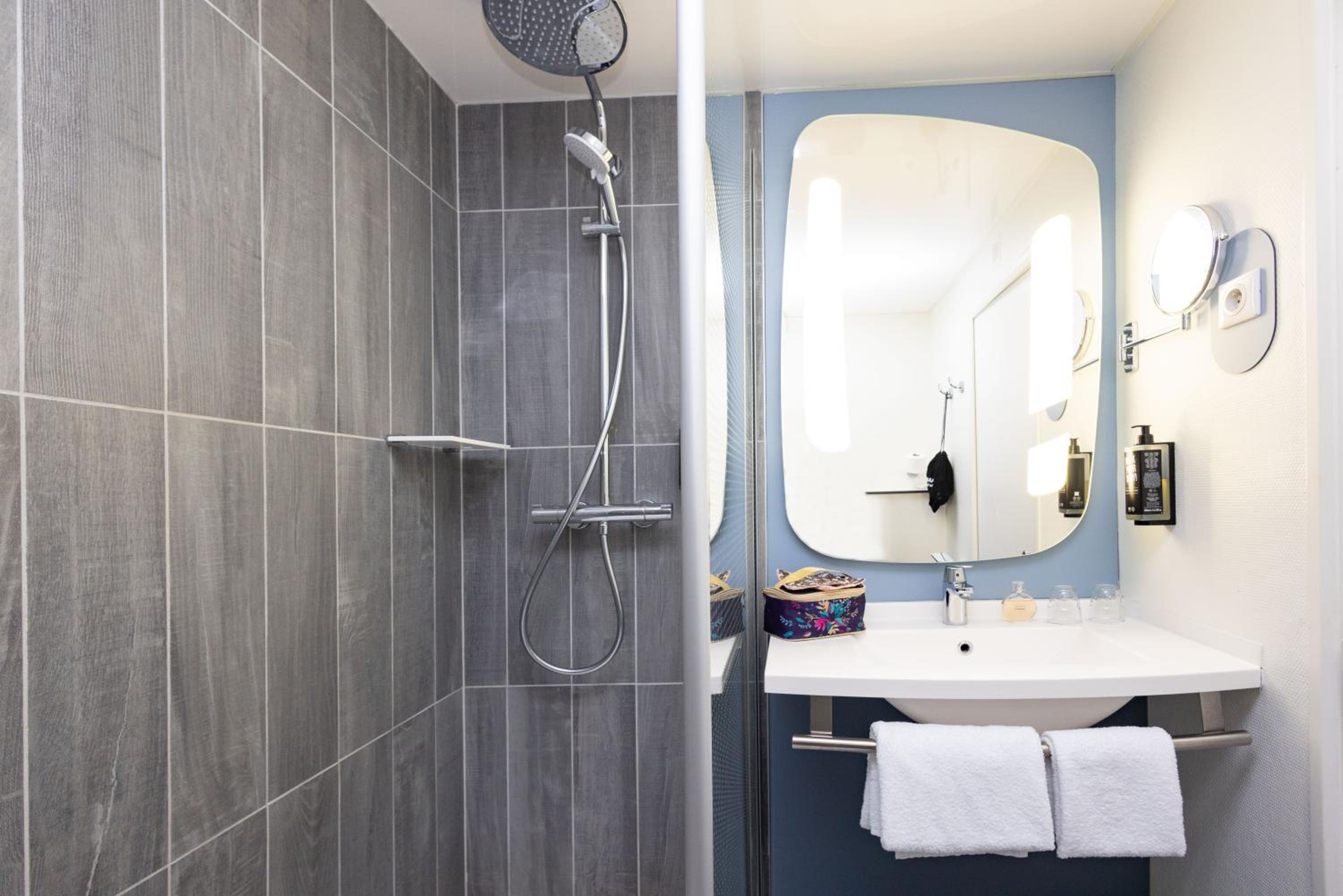 Standard Double Room Sea View  - Photo 6