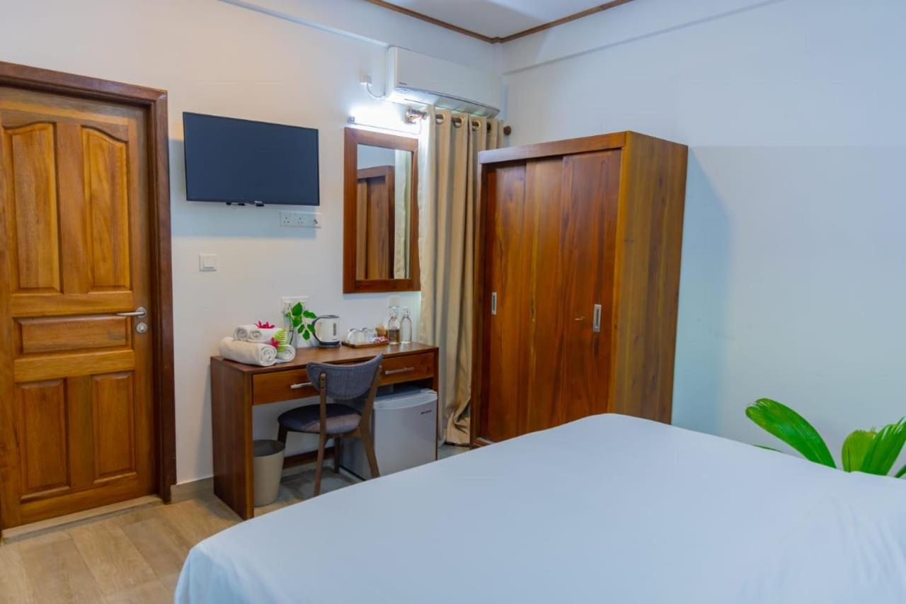 Deluxe Double Room photo 2