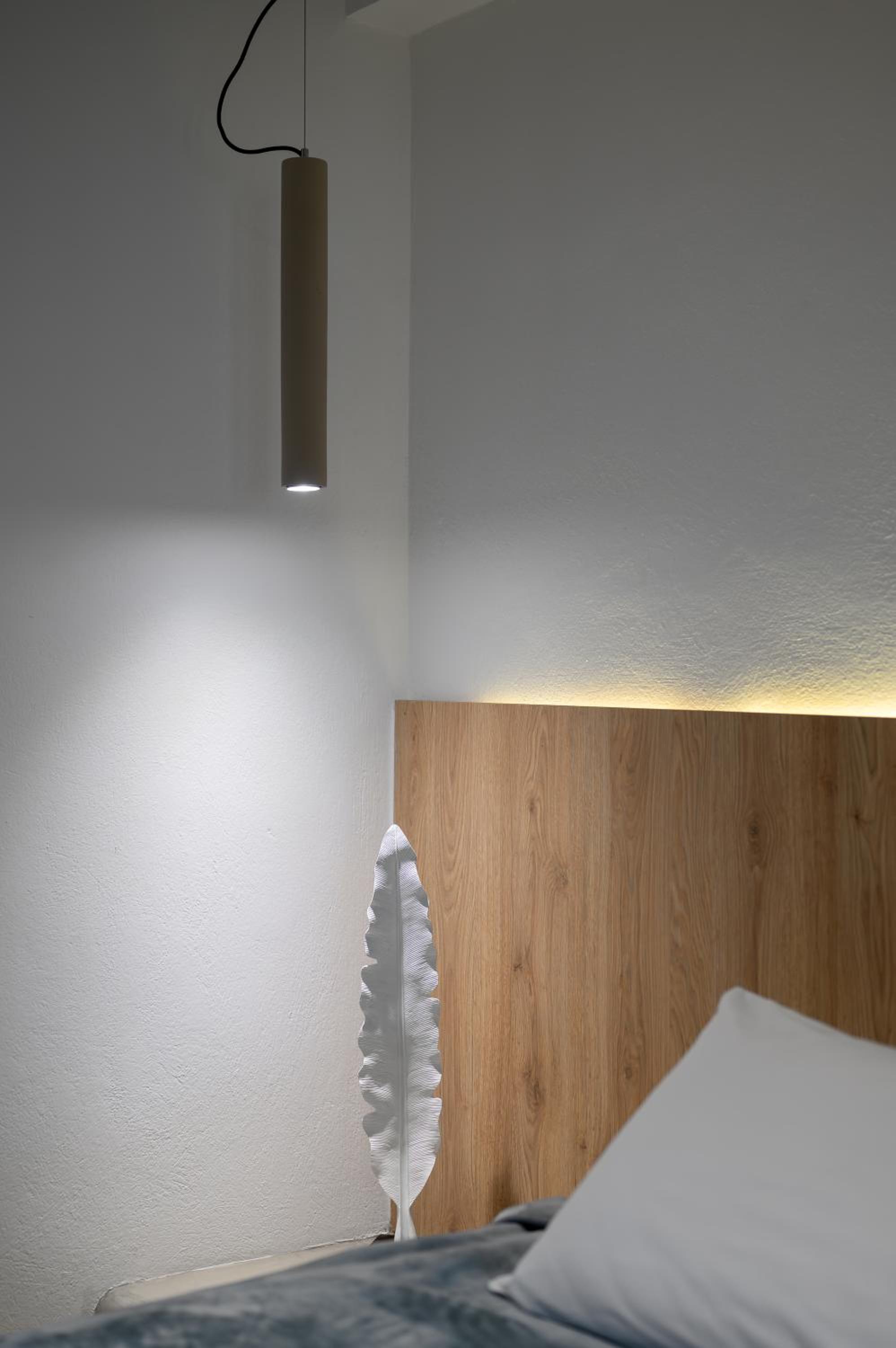 Two-Bedroom Apartment - Photo 2