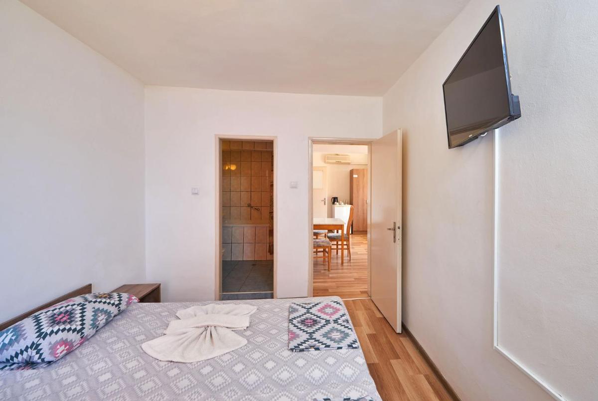 Suite with Balcony photo 1
