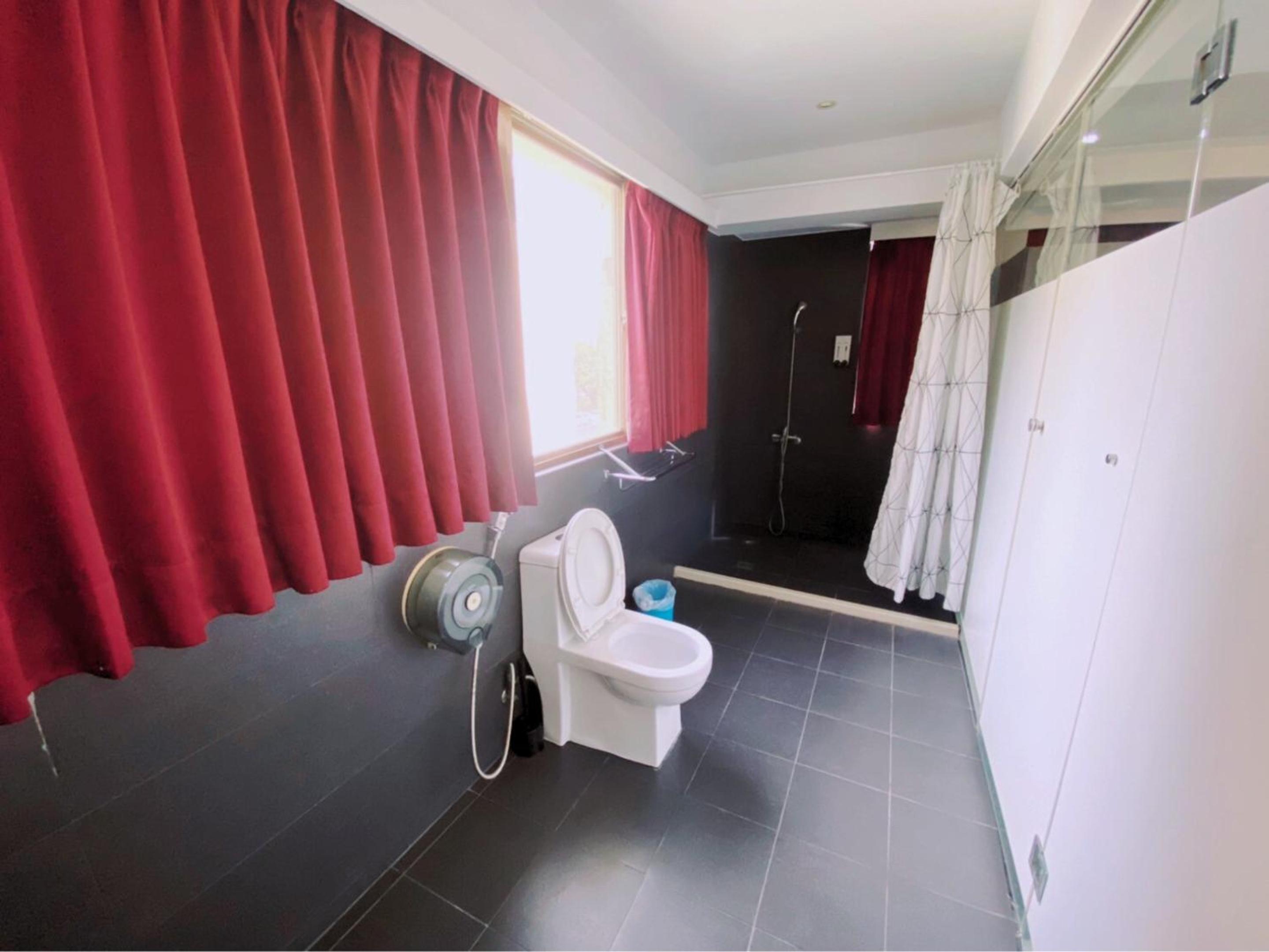 Triple Room with View - Photo 9