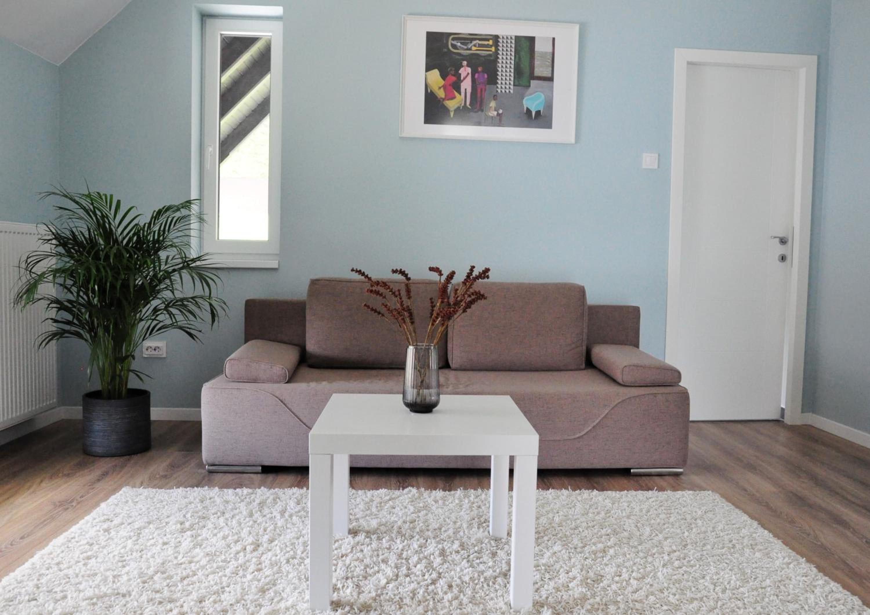 One-Bedroom Apartment photo 3