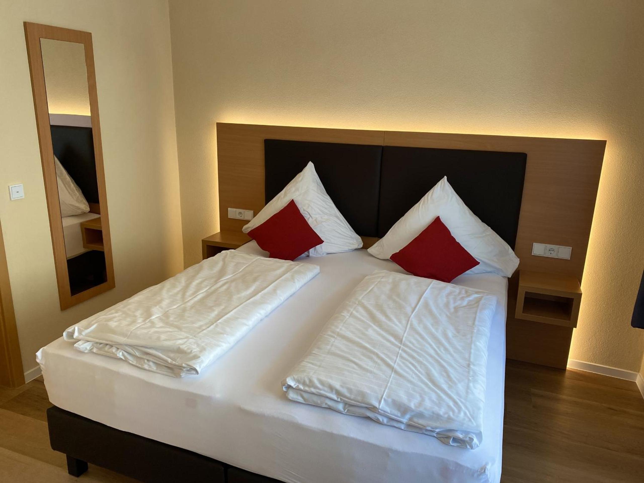Deluxe Triple Room - Photo 1