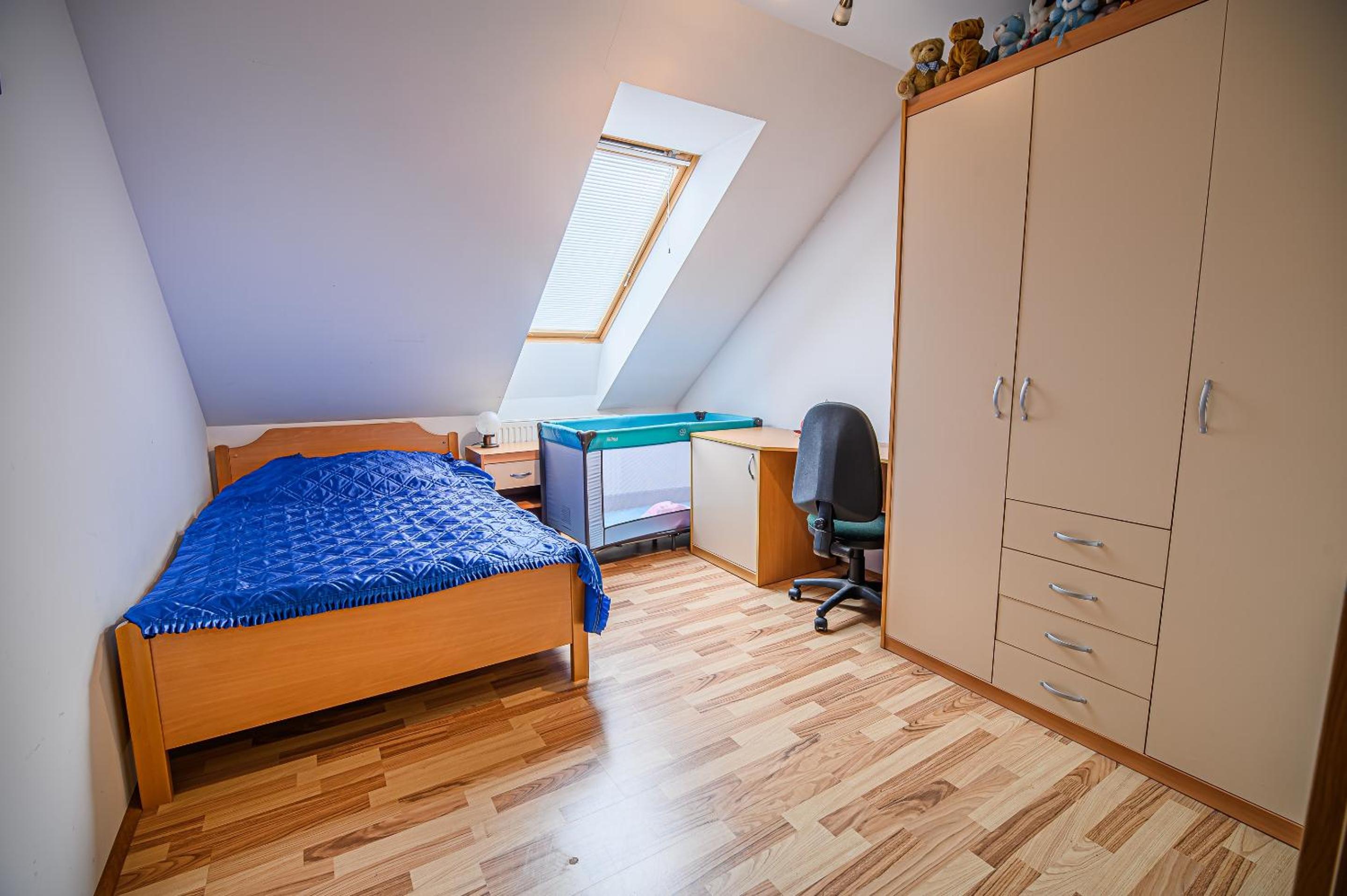Two Bedroom Apartment  - Photo 4