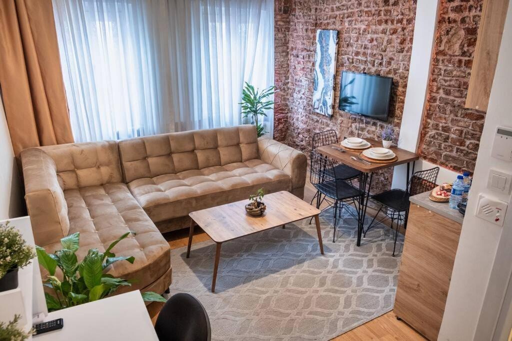 Triple Room with Terrace photo 2