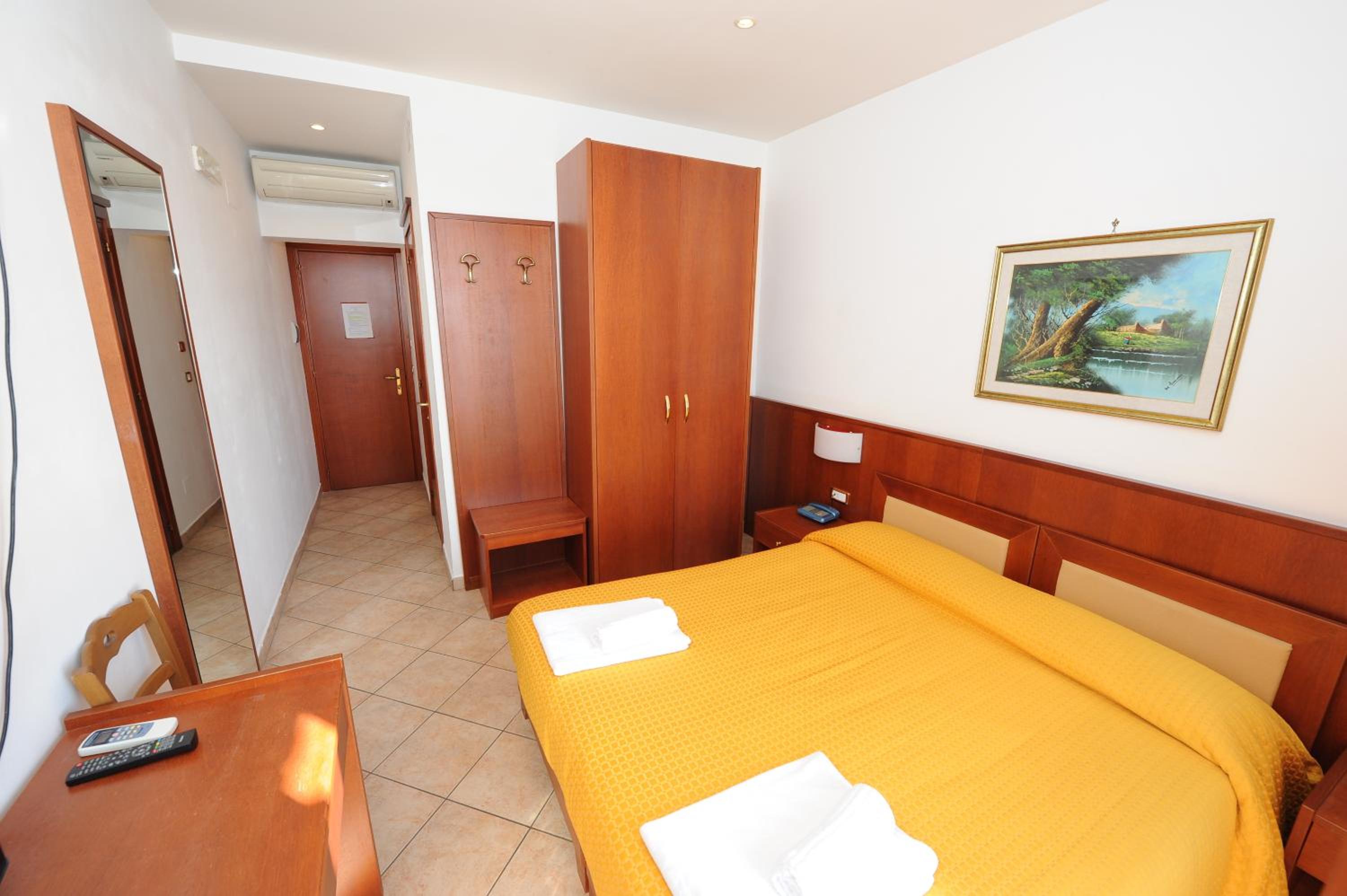 Double Room with Sea View photo 1