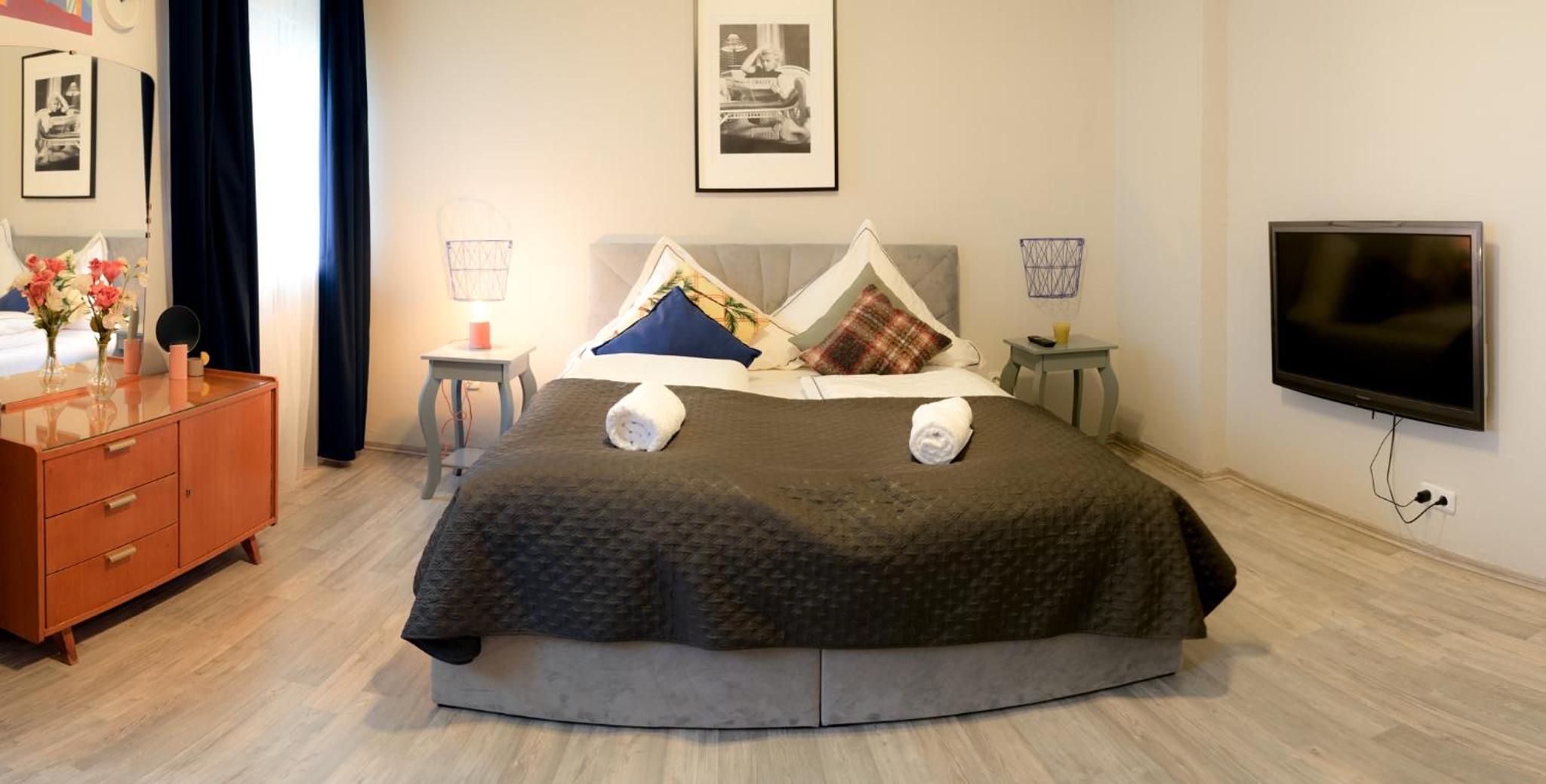 Budget Double Room photo 1