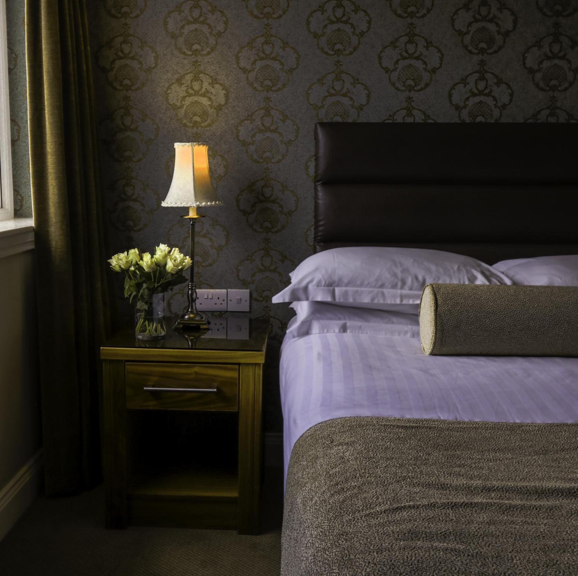 Double or Twin Room - Photo 10