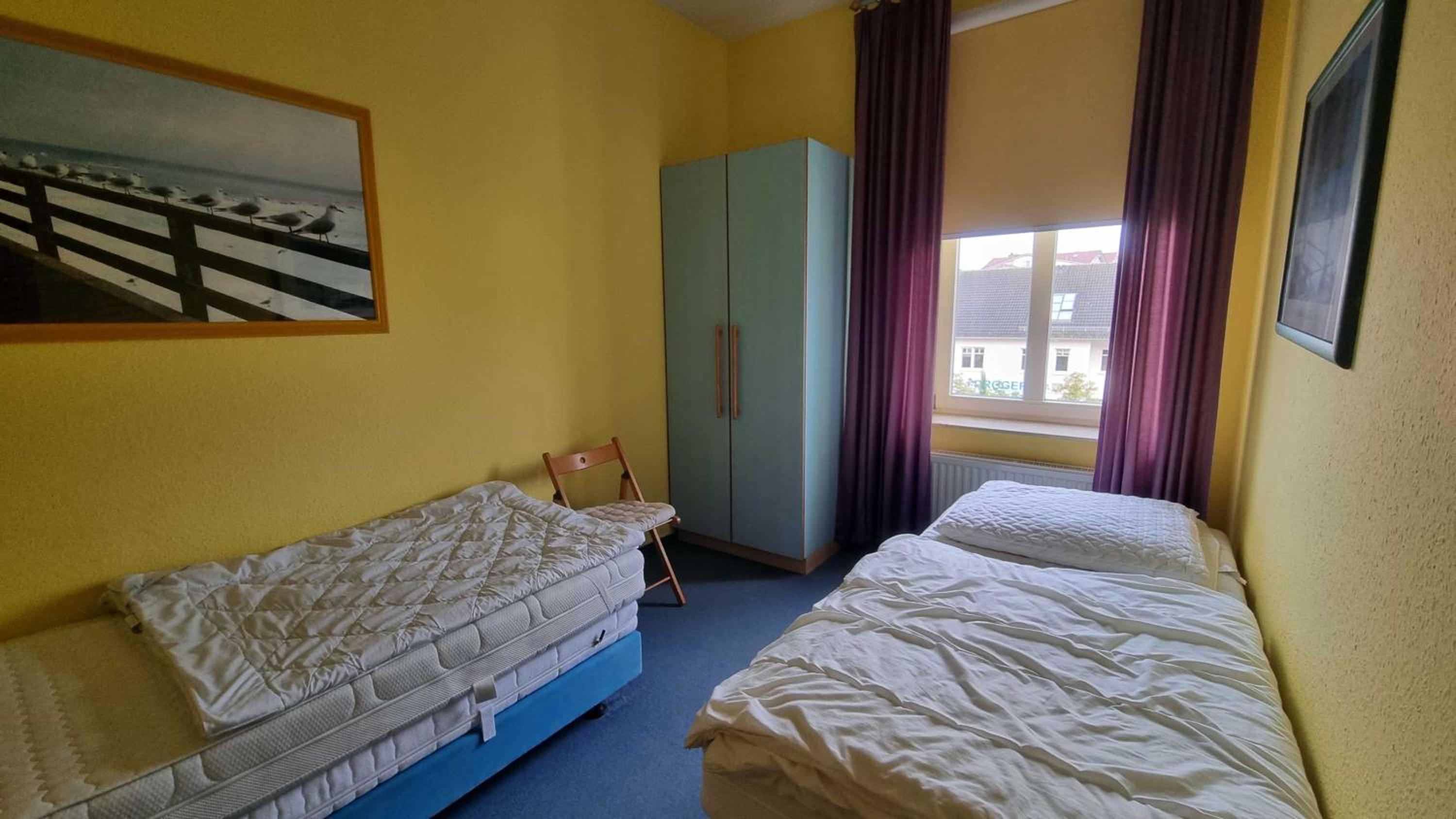 Two-Bedroom Apartment with Shower  photo 1