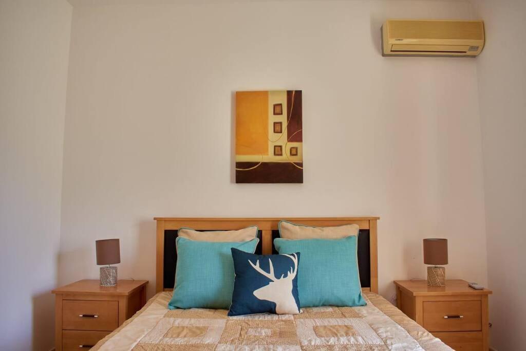 Three-Bedroom Apartment photo 1