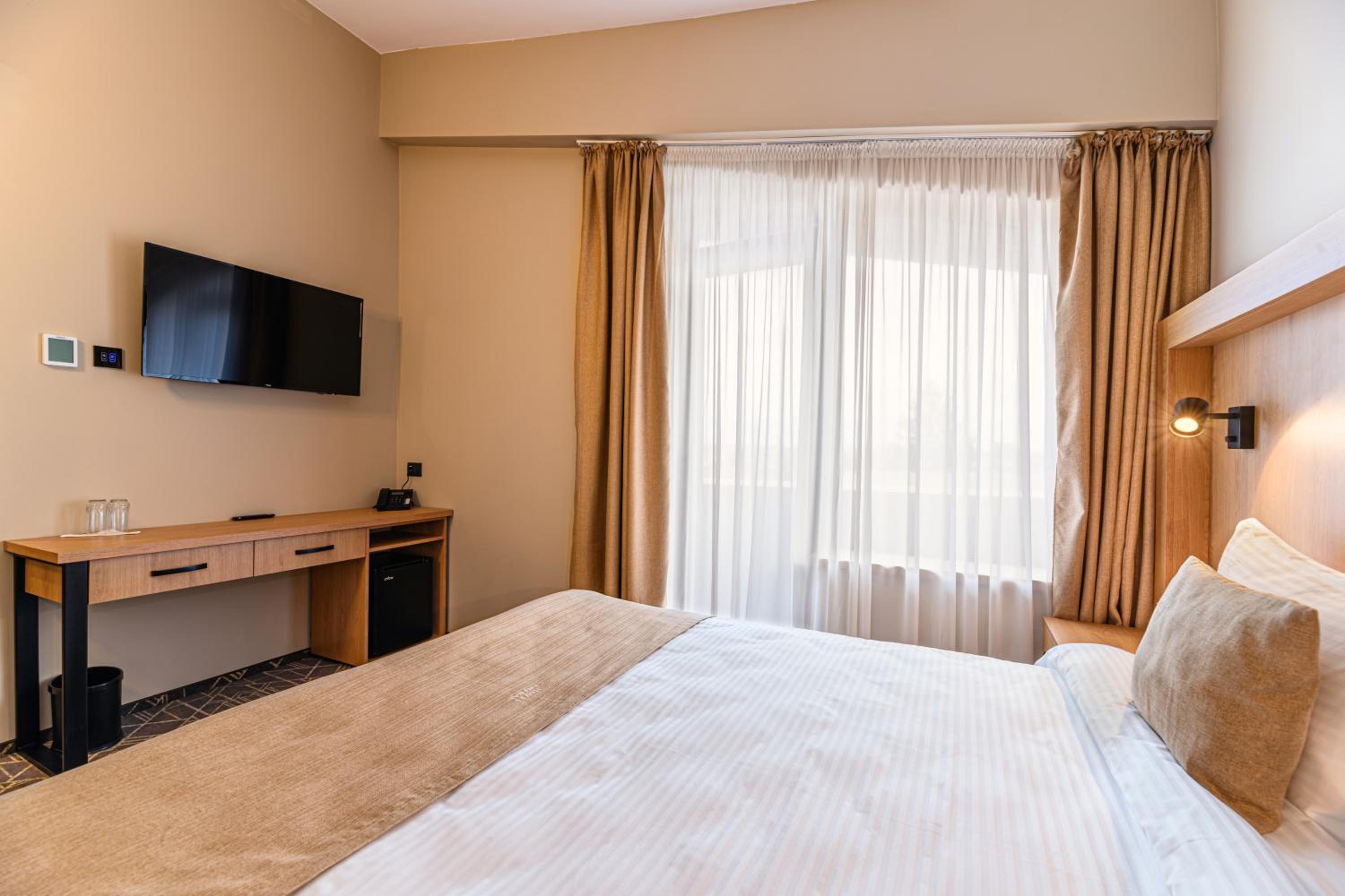 Economy Double Room photo 2